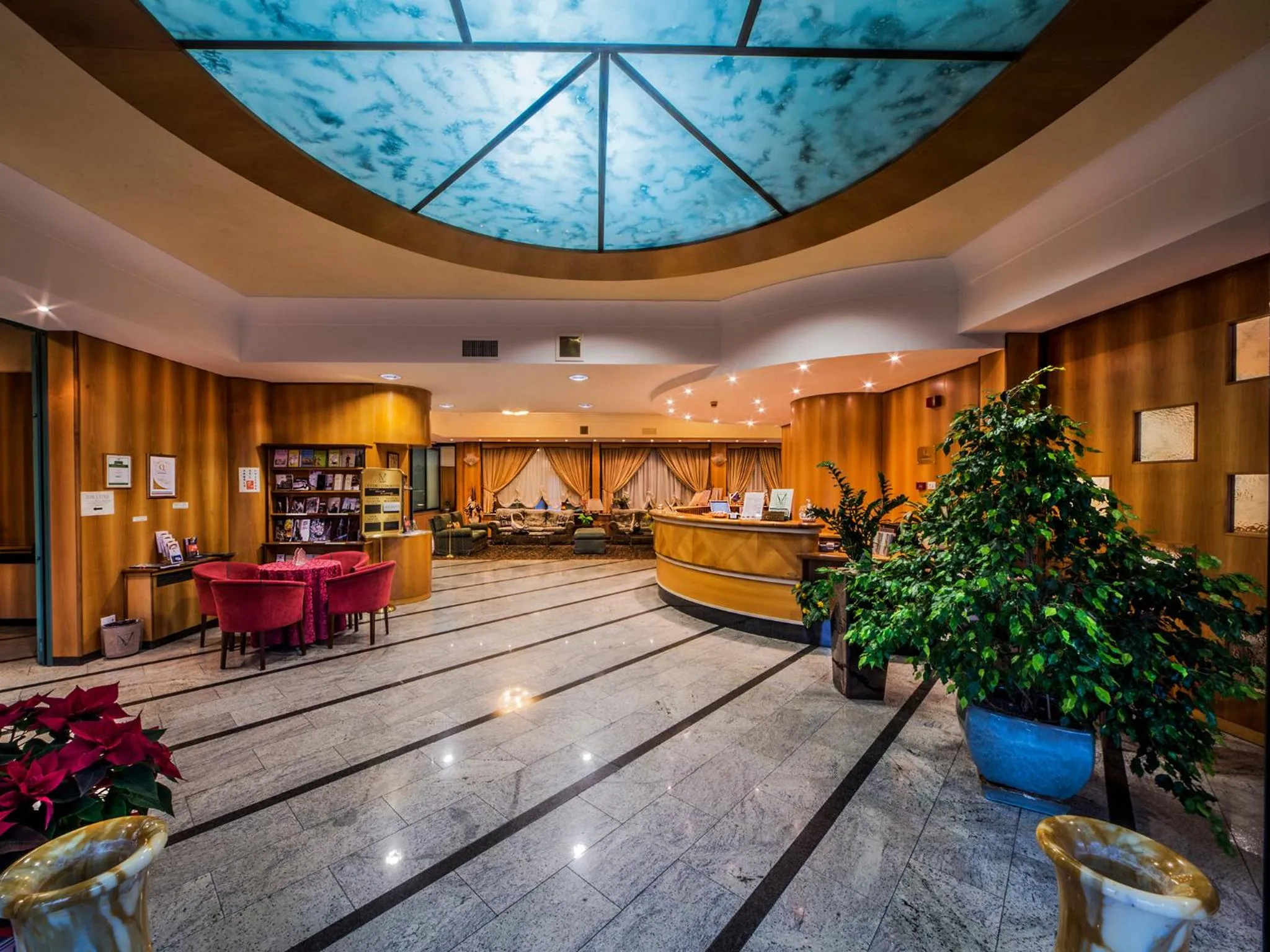 Lobby or reception in Hotel Valdarno