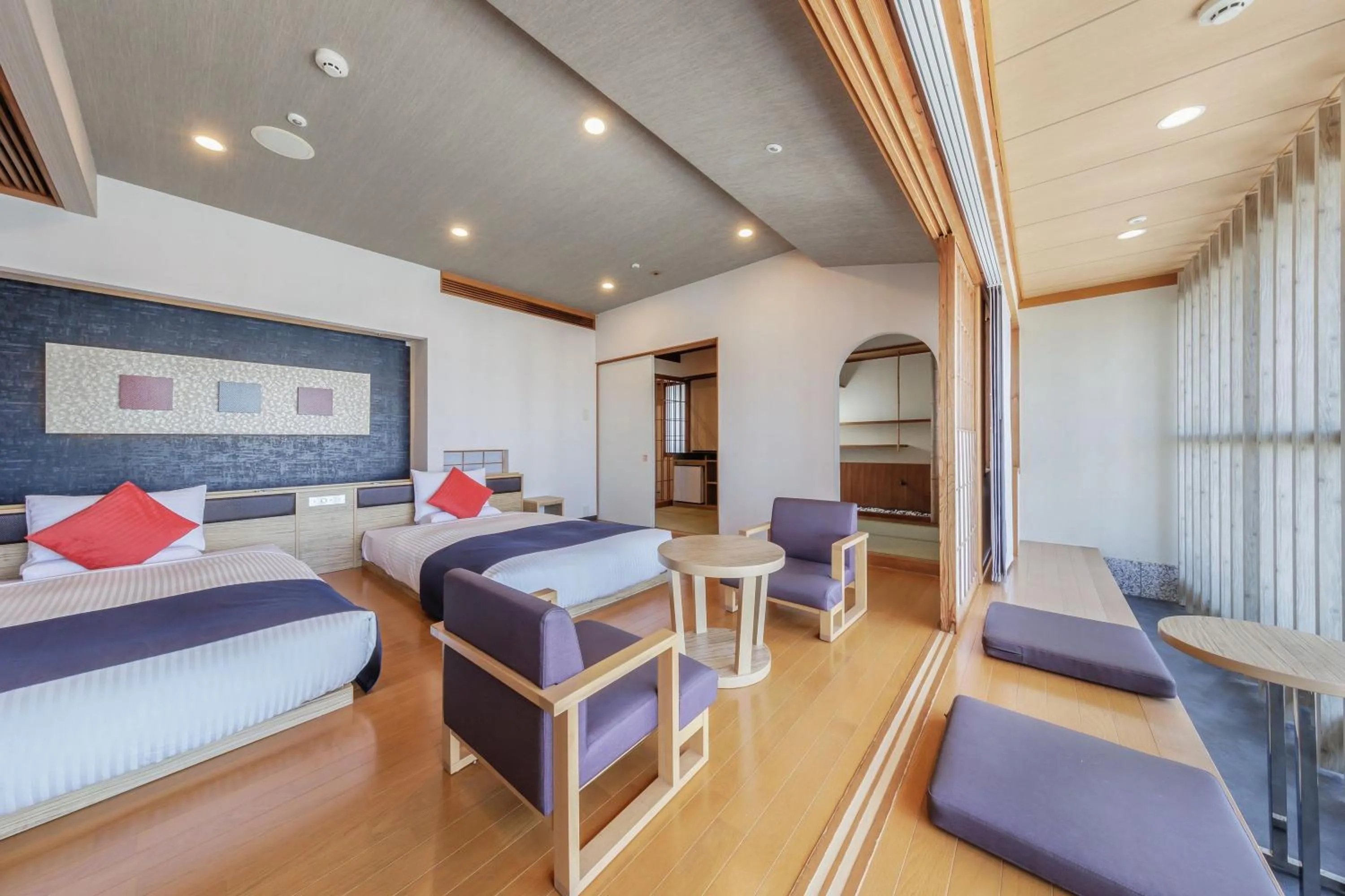 Photo of the whole room, Bed in HOTEL MYSTAYS Nagoya Sakae