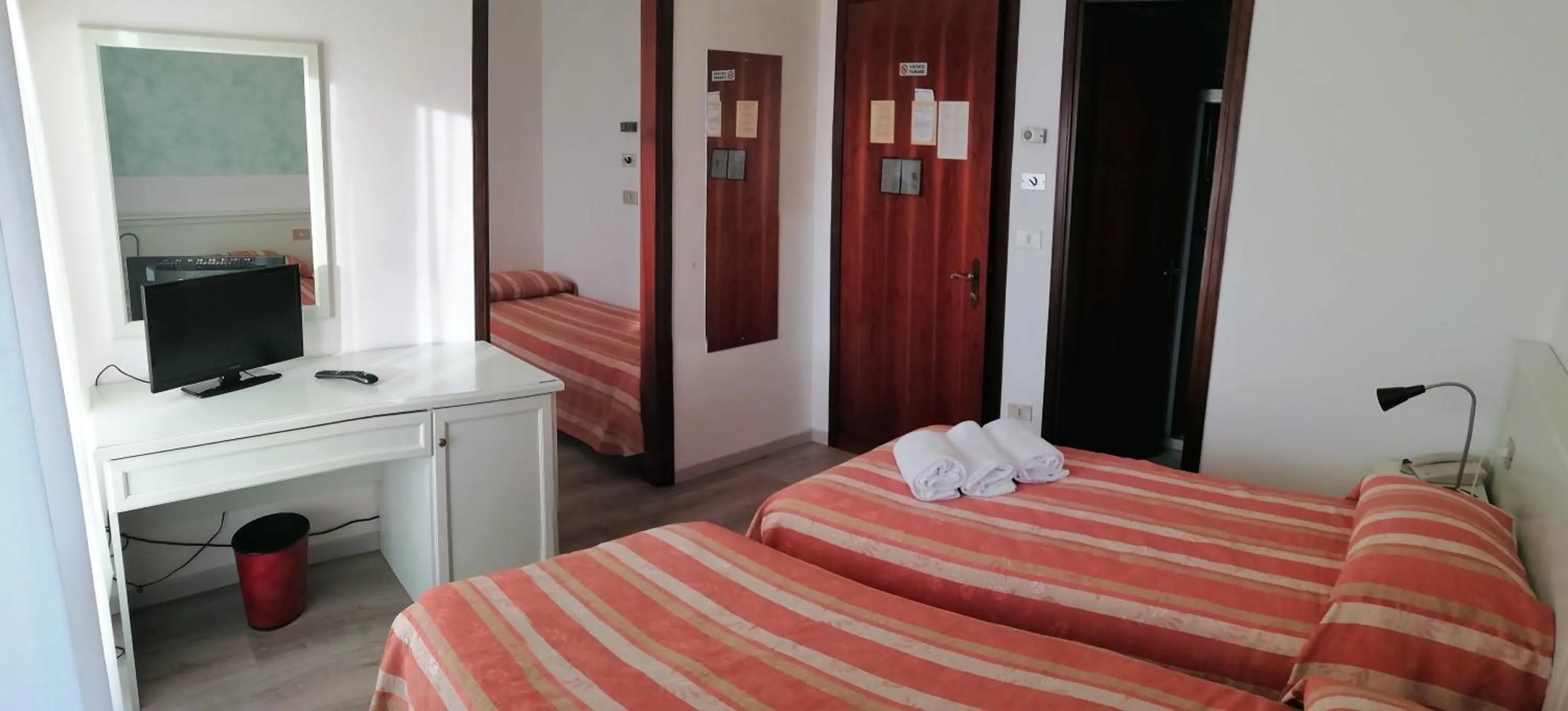 Bedroom, Bed in Hotel Kristall