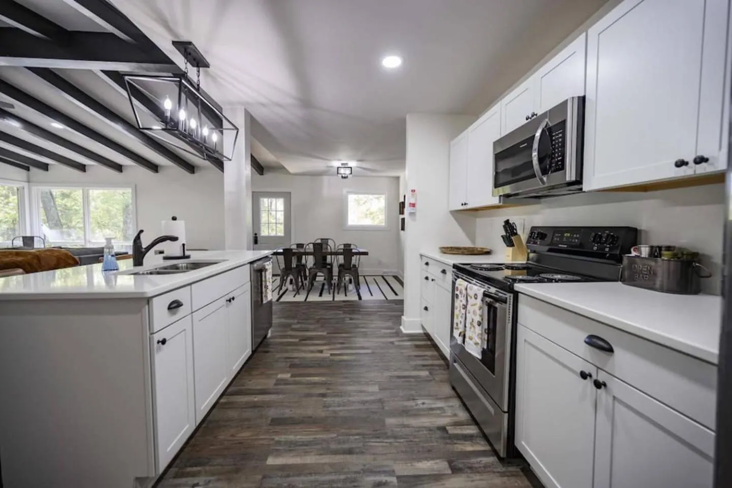 Gorgeous Renovated Home With Large & Private Lot