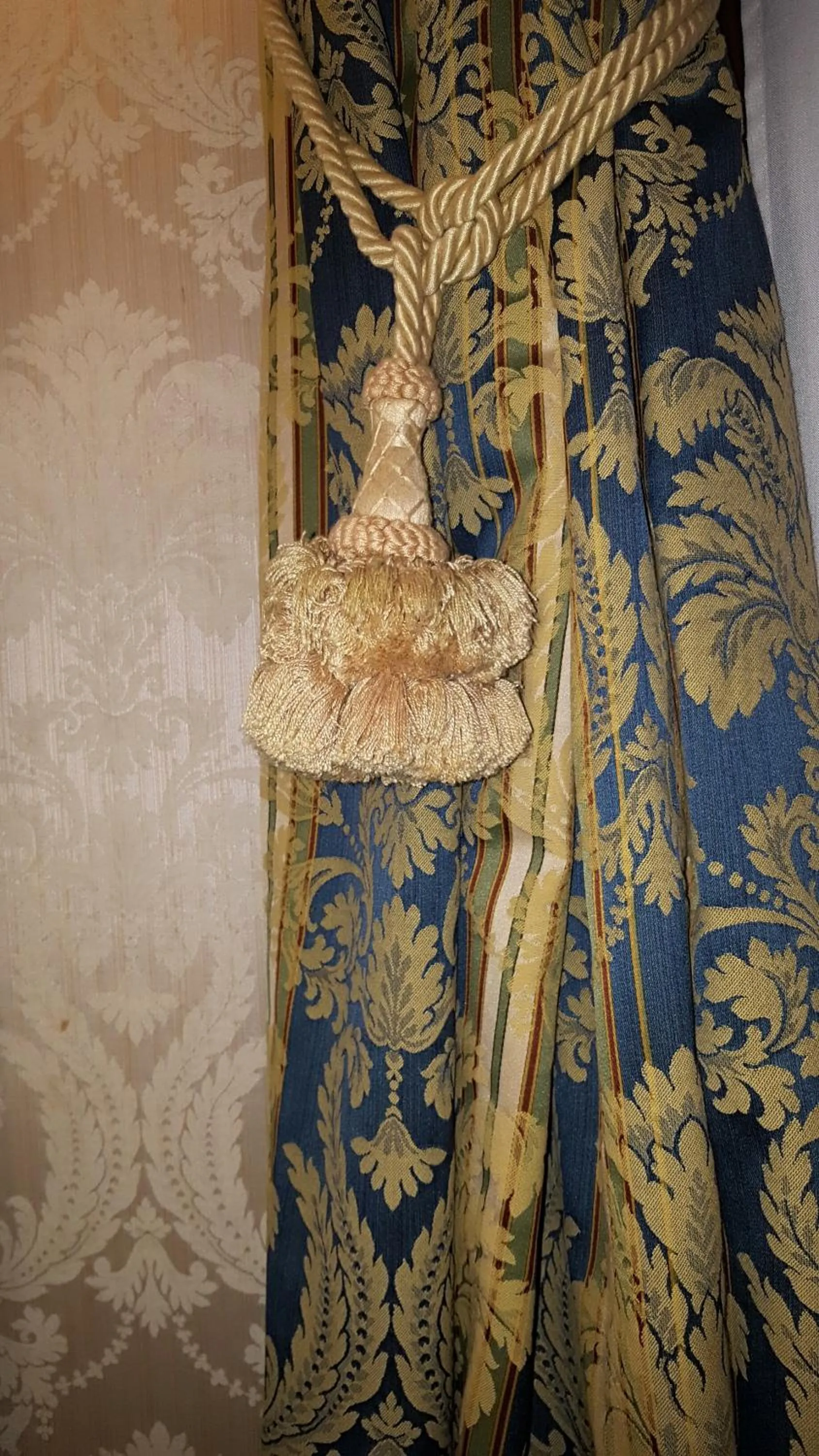 Decorative detail in Casa Pisani Canal