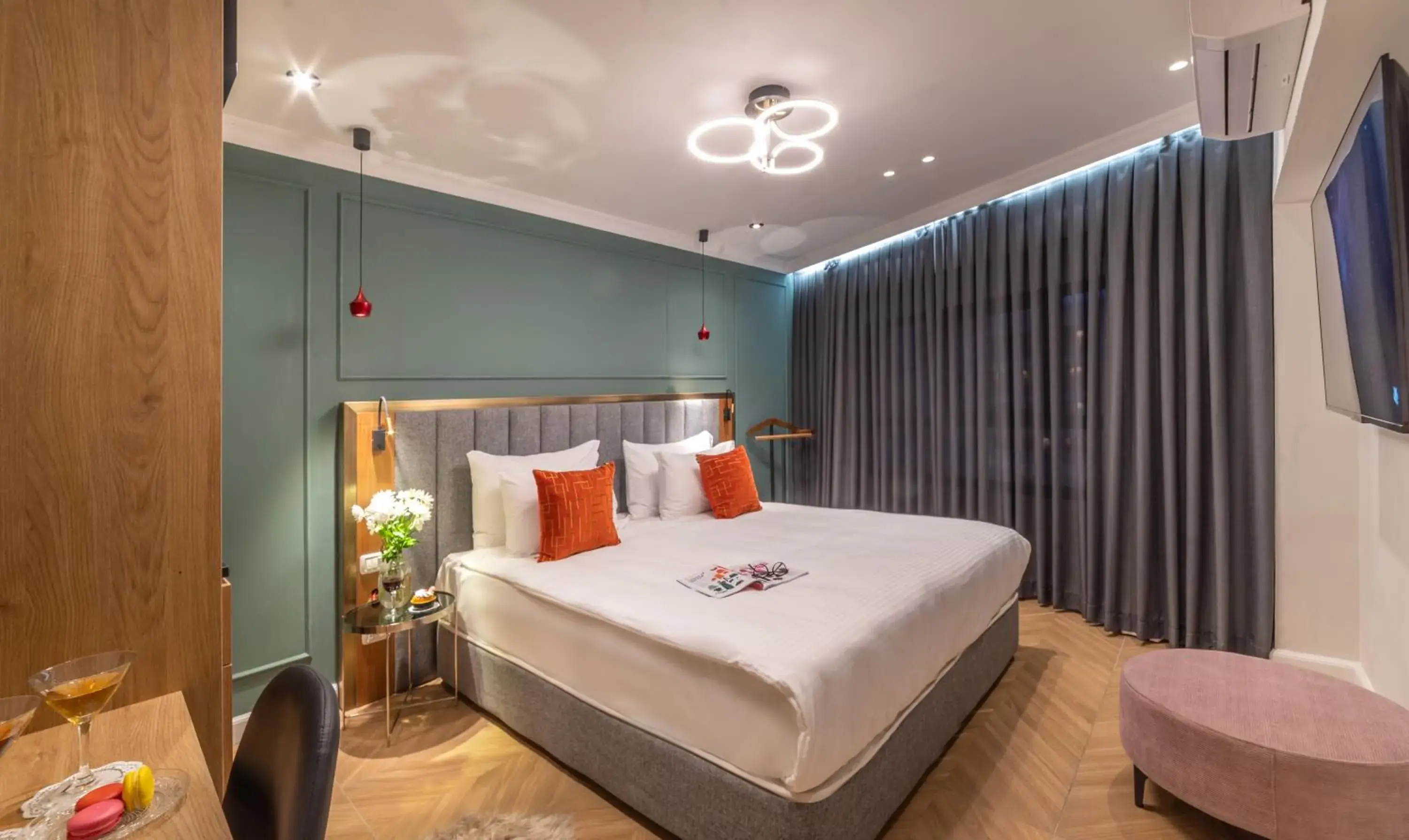 Large Standard Double Room (accessible by stairs only) in The David Story Boutique Large Standard Double Room (accessible by stairs only) in The David Story Boutique