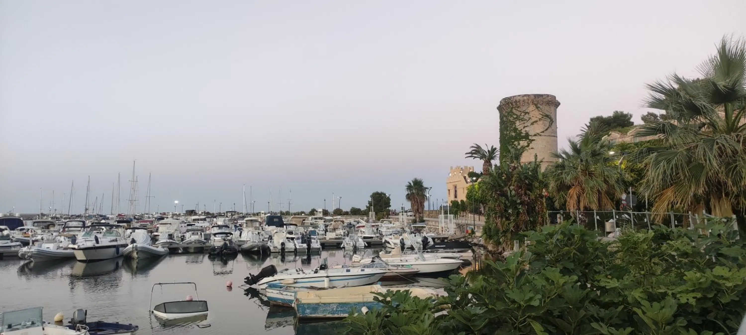 Street view in AMUNI' Apartments