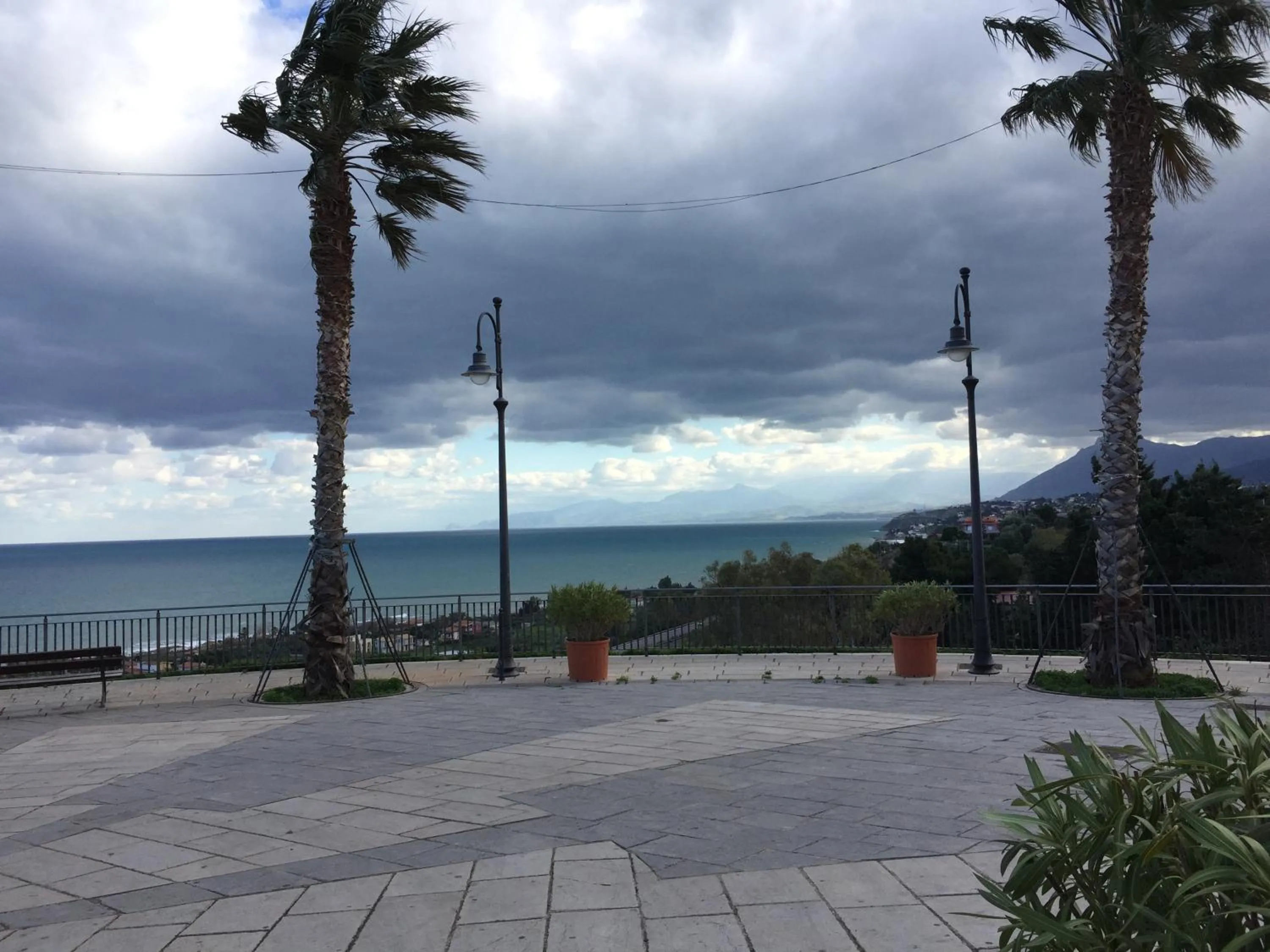 Sea view in AMUNI' Apartments