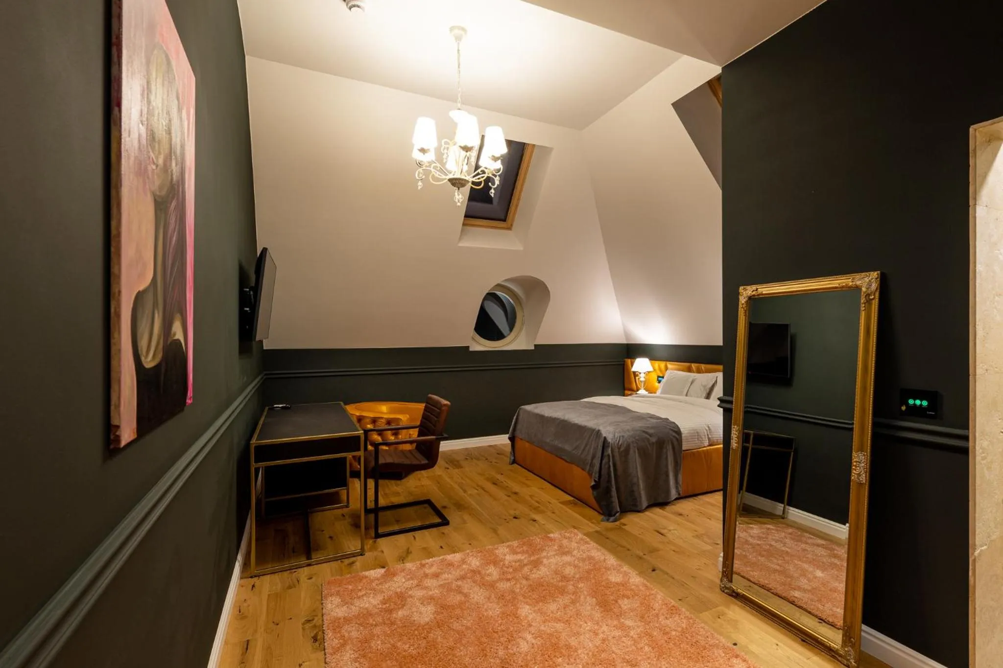 Living room, Bed in Boutique Hotel Cocosul de Aur