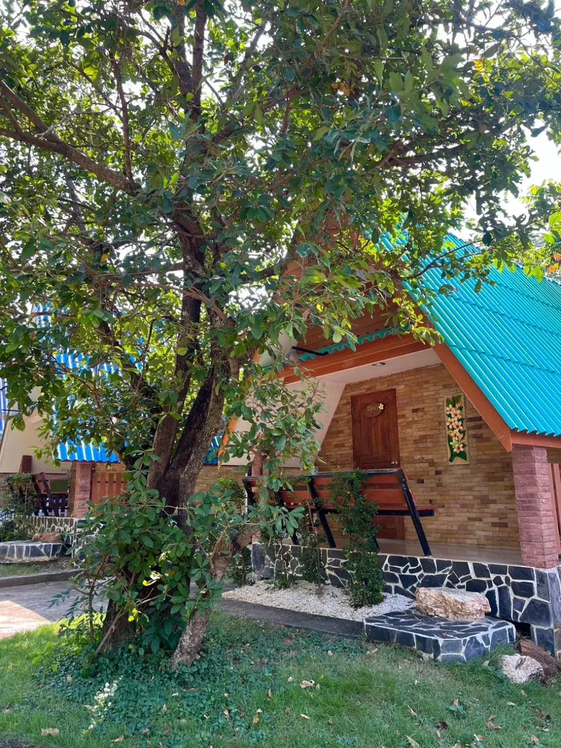 Superior Bungalow in Pijittra Resort Superior Bungalow in Pijittra Resort