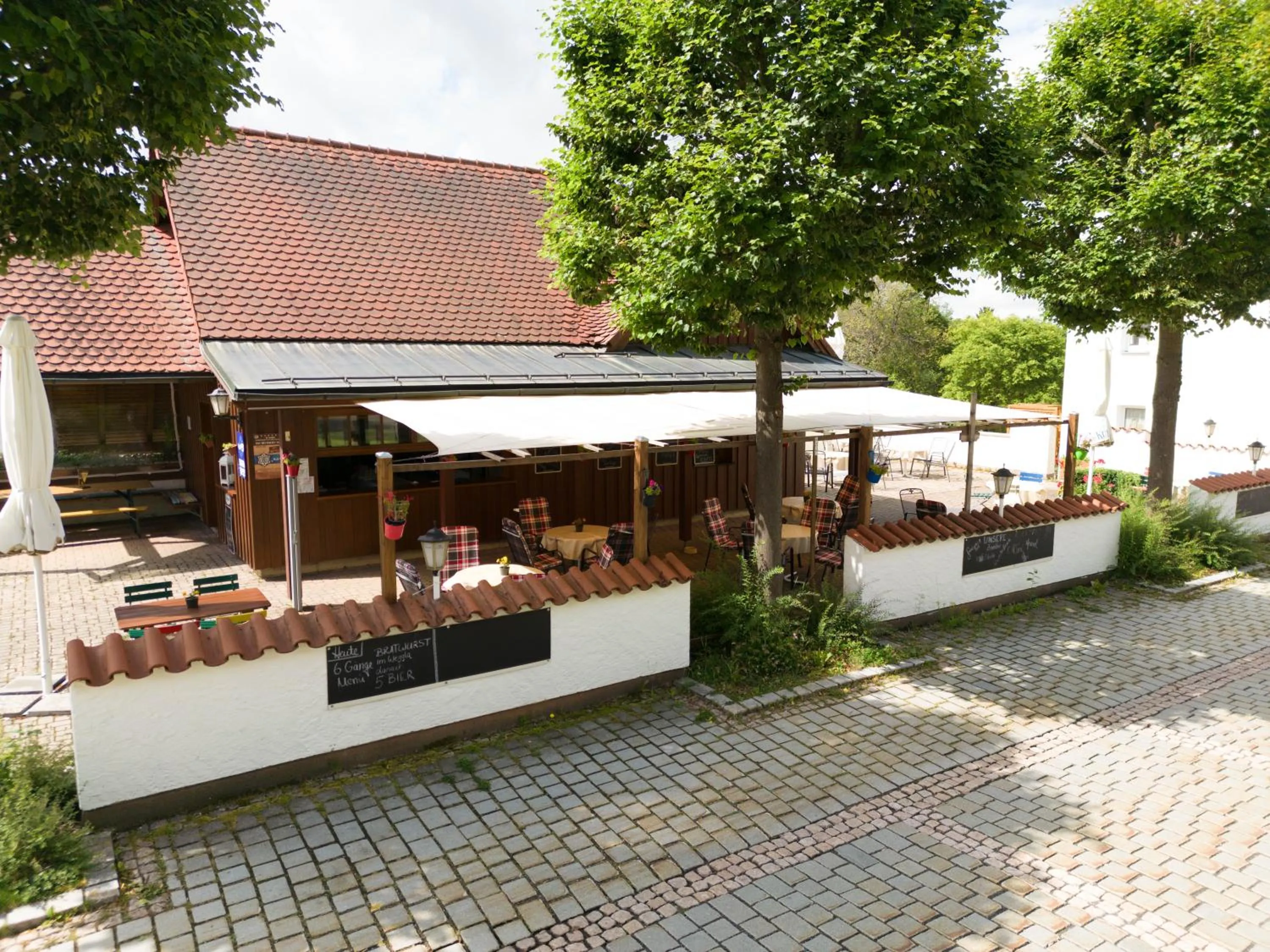 Restaurant/places to eat in Landhotel Jägerhof