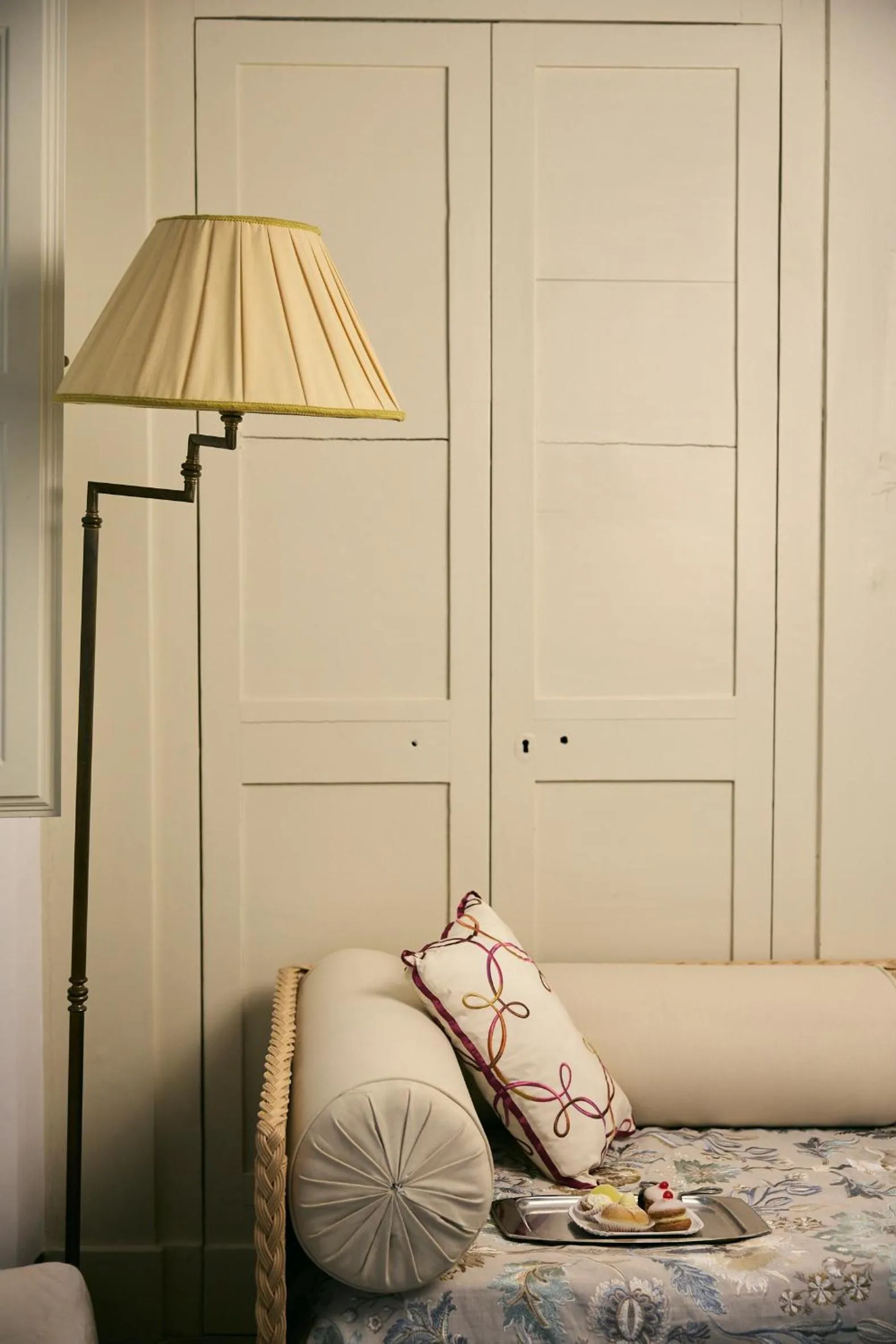 Decorative detail, Bed in Palazzo Mosco - Dimora Storica