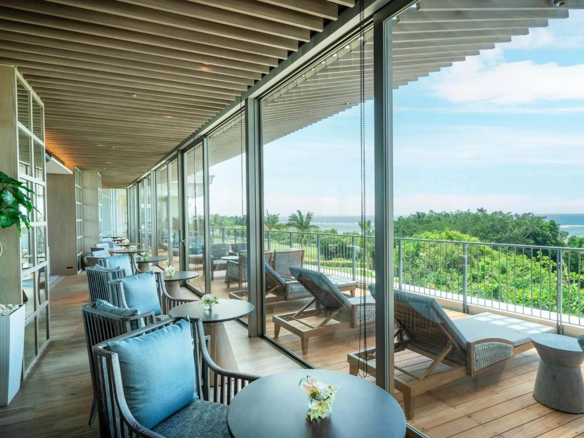 Lounge or bar in The Orion Hotel Motobu Resort & Spa