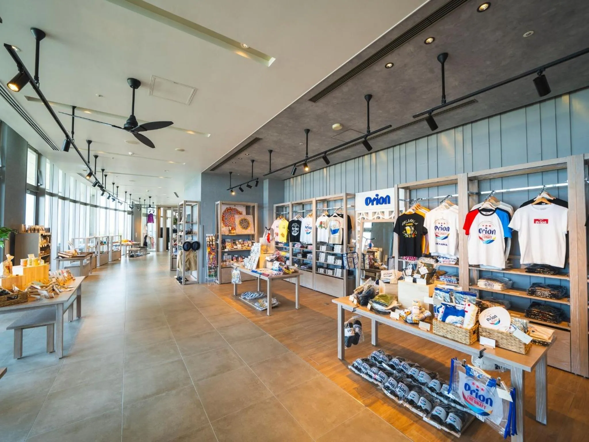 Shopping Area in The Orion Hotel Motobu Resort & Spa