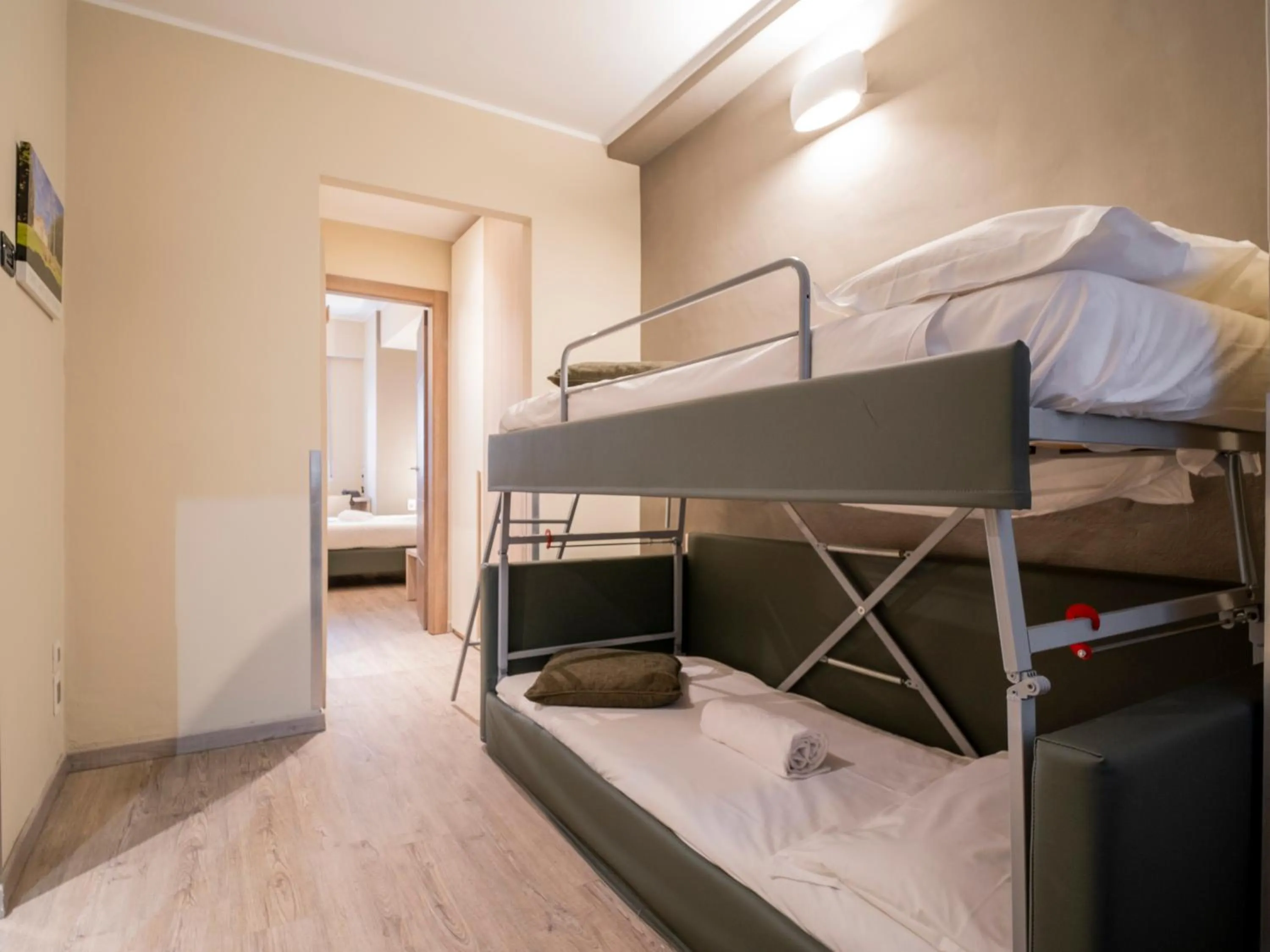 Bed in Best Quality Hotel Gran Mogol