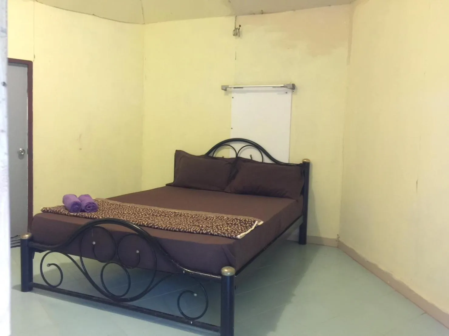 Bed in Racha Sunset Resort