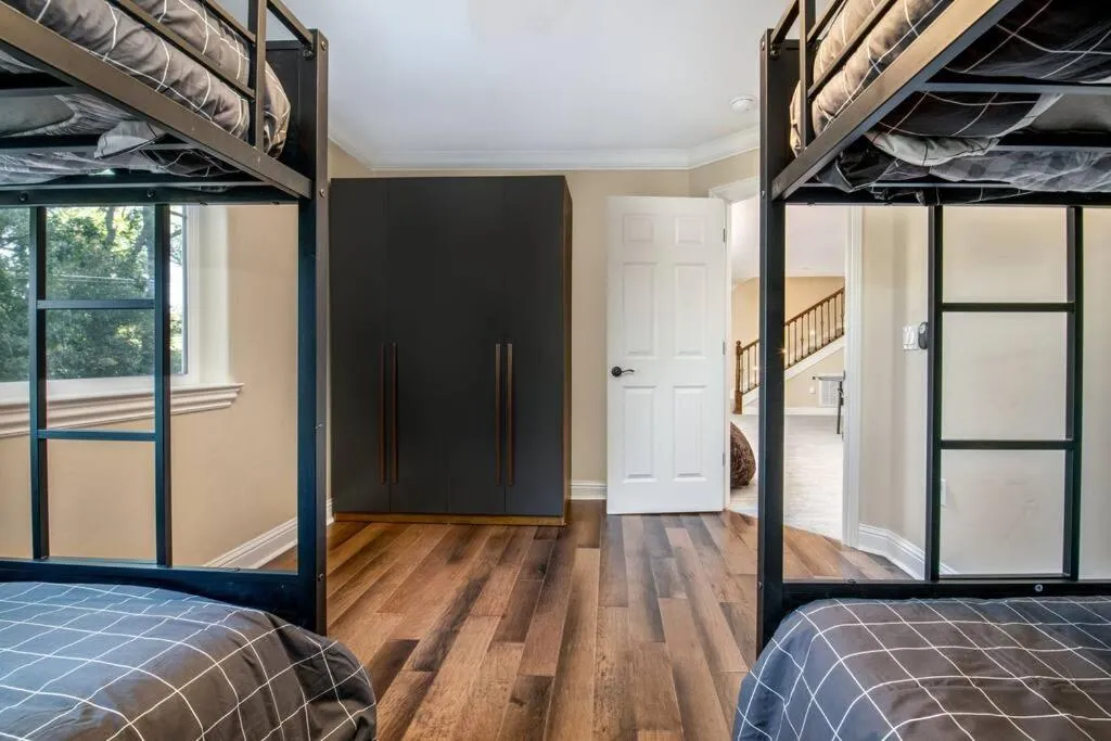 bunk bed, Bed in New Luxury 5BR Cabin in Pine Mountain Lake! 1 Minute to Beach! Massage Chair! Close to Yosemite! Perfect for Retreats and Escapes All Seasons!