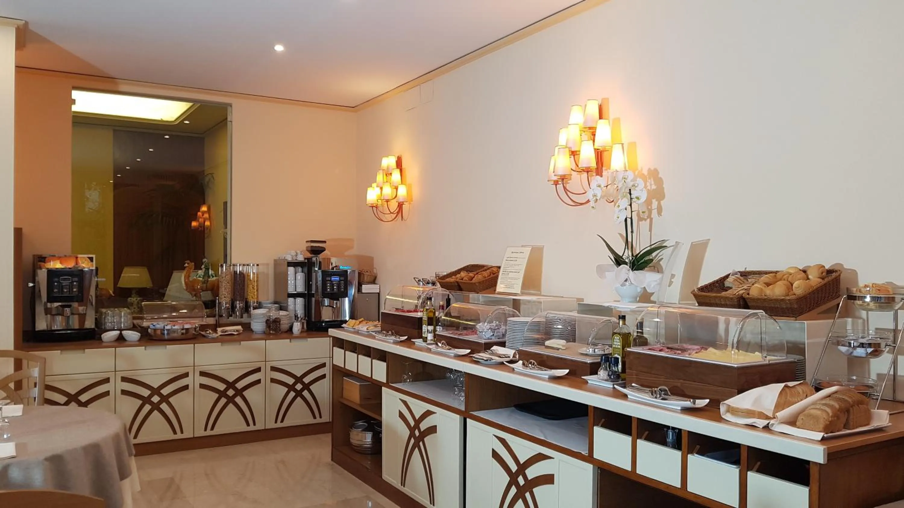 Restaurant/places to eat in Hotel Parma e Oriente Wellness & Spa