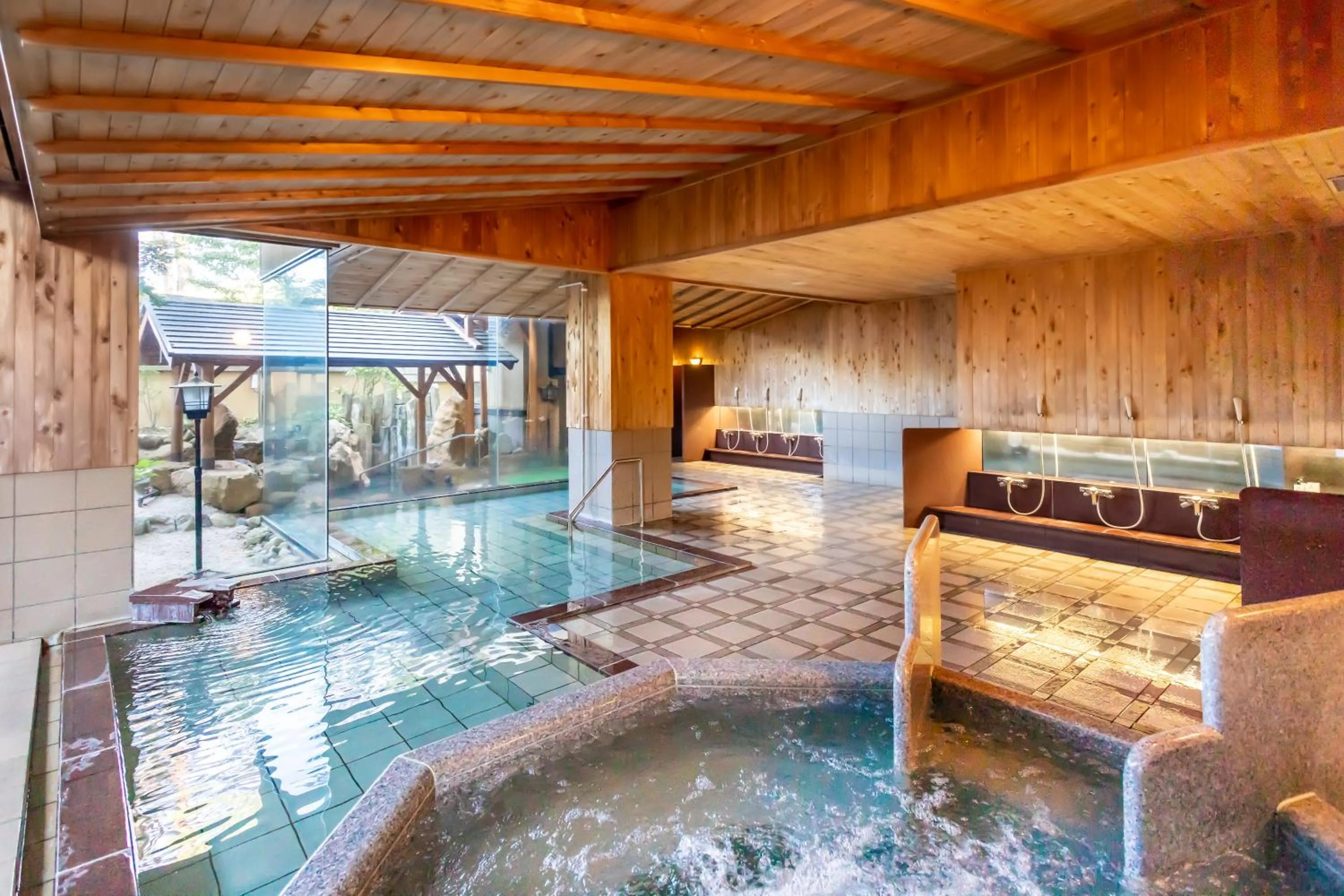 Public Bath in Hotel Keisui