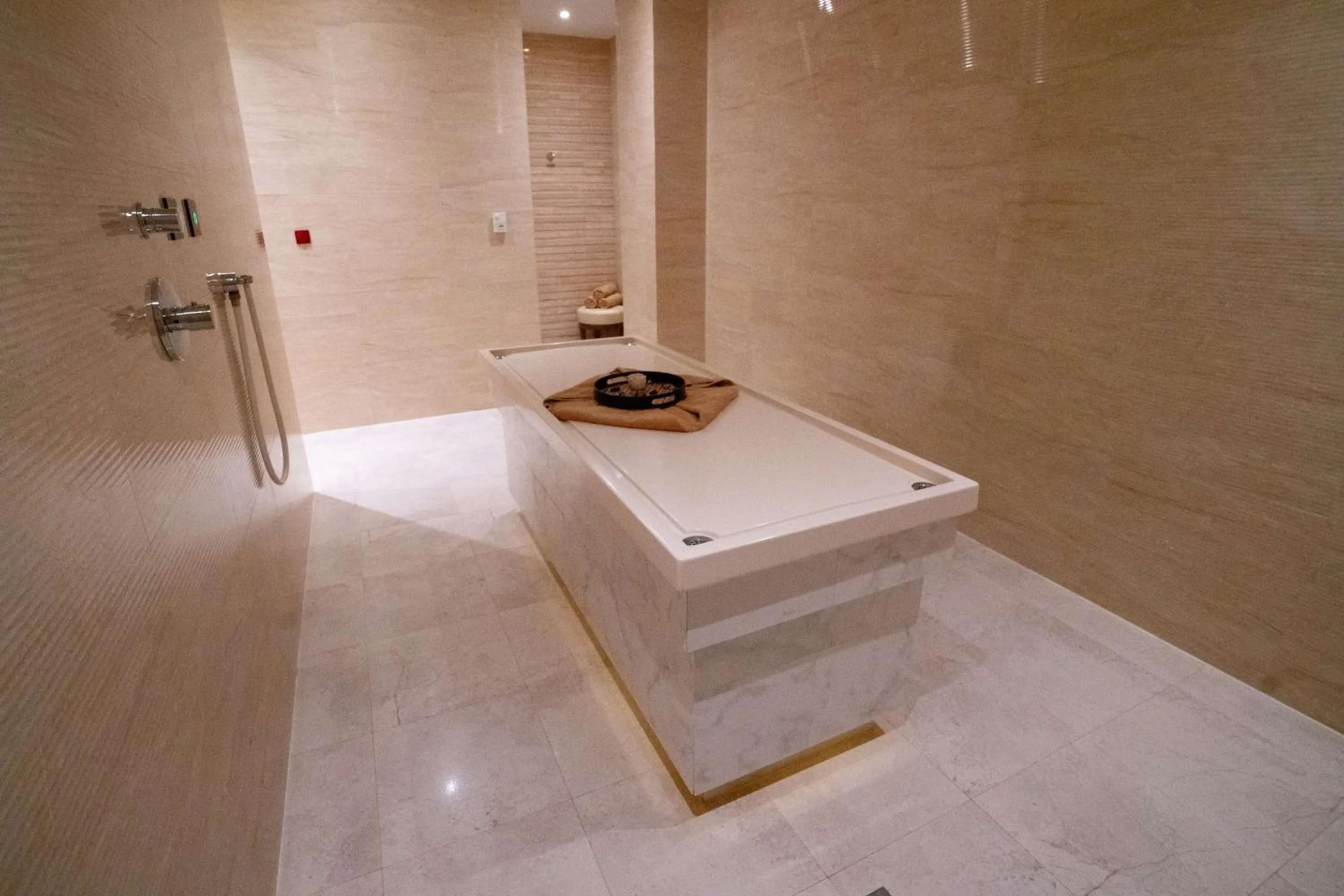 Spa and wellness centre/facilities in DoubleTree by Hilton Resort & Spa Marjan Island