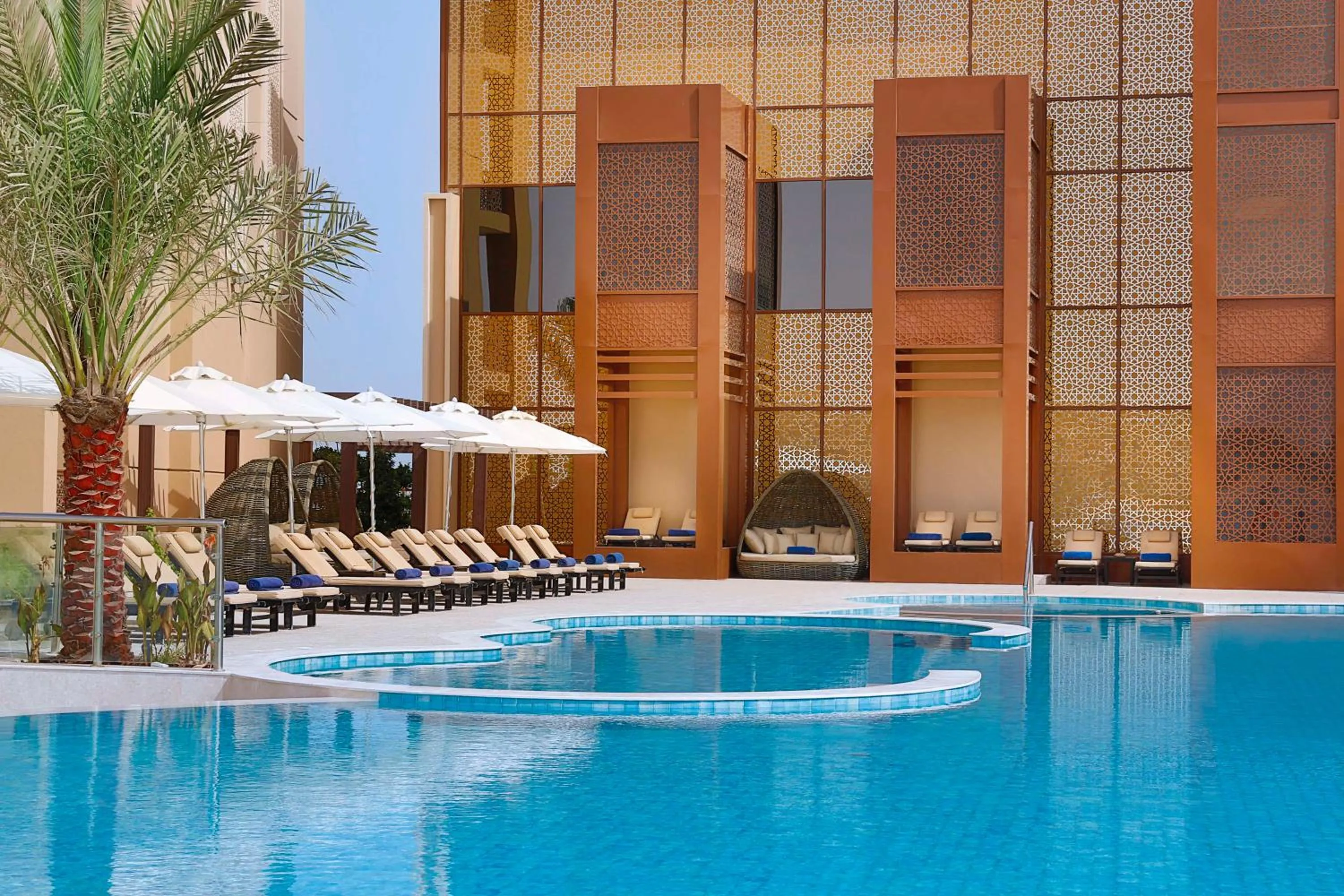 Swimming pool in DoubleTree by Hilton Resort & Spa Marjan Island