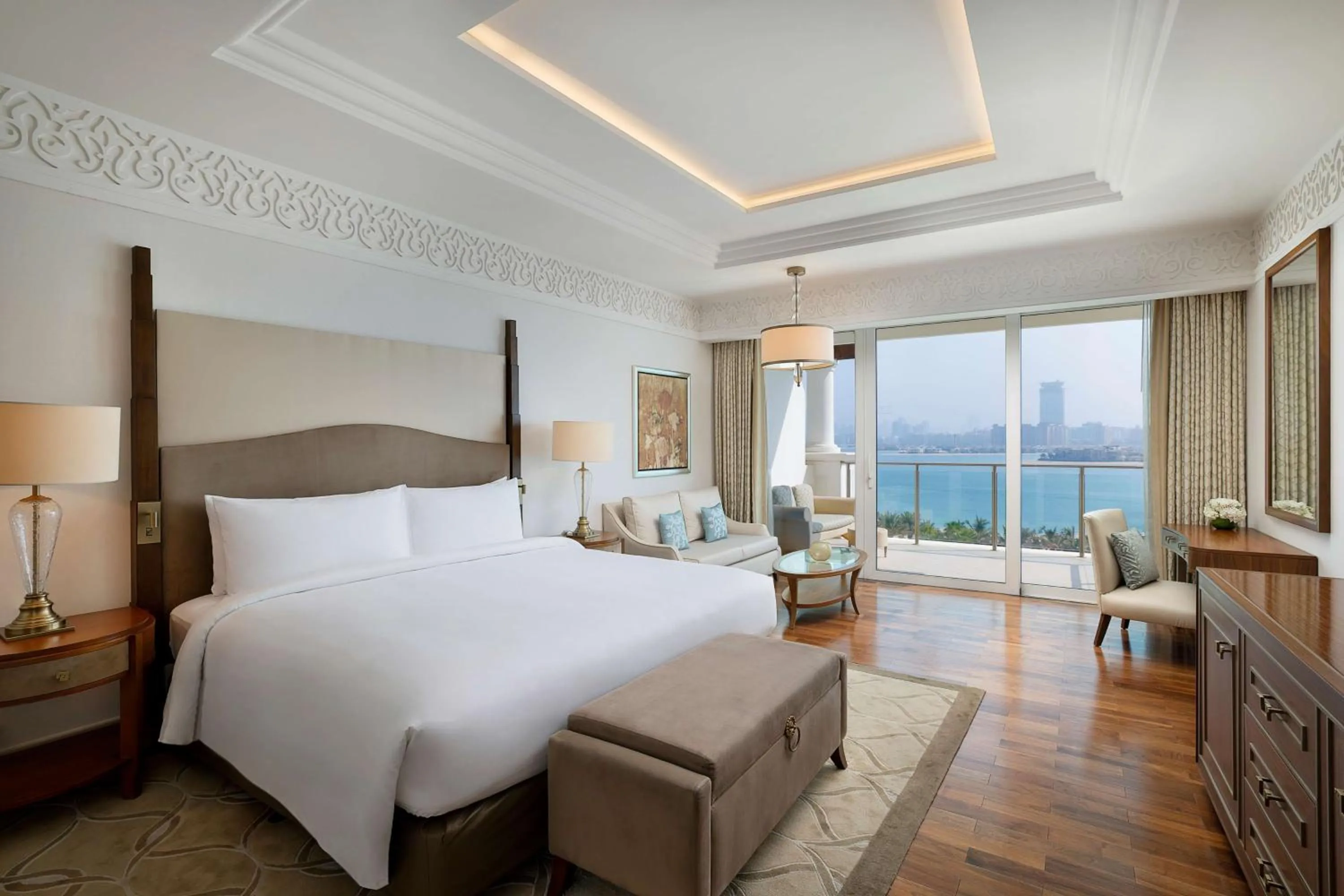 Living room, Bed in Waldorf Astoria Dubai Palm Jumeirah