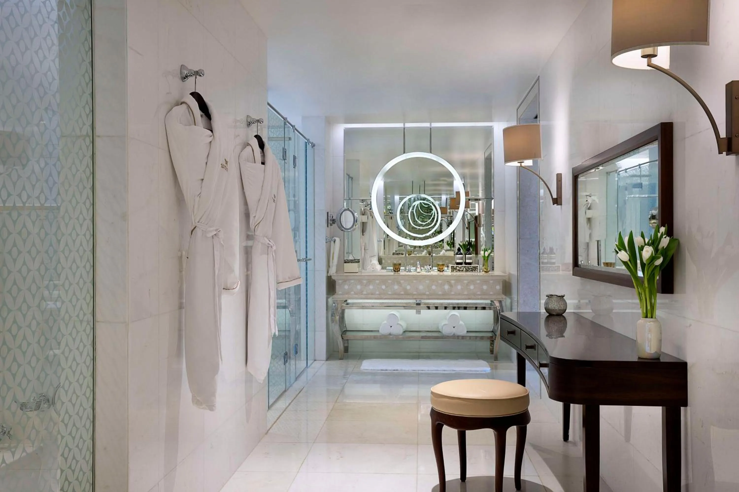 Bathroom in Waldorf Astoria Dubai Palm Jumeirah