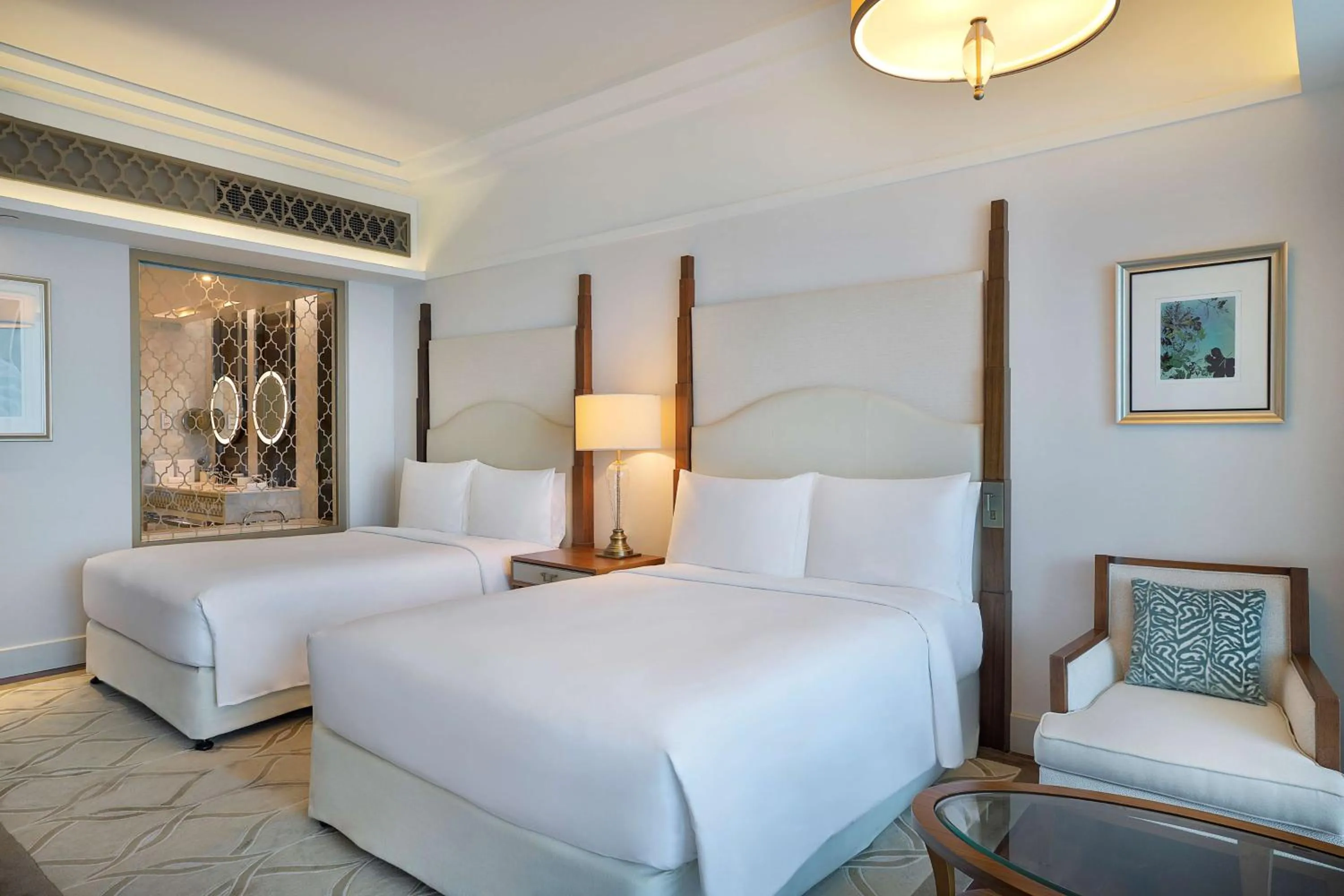 Bed in Waldorf Astoria Dubai Palm Jumeirah