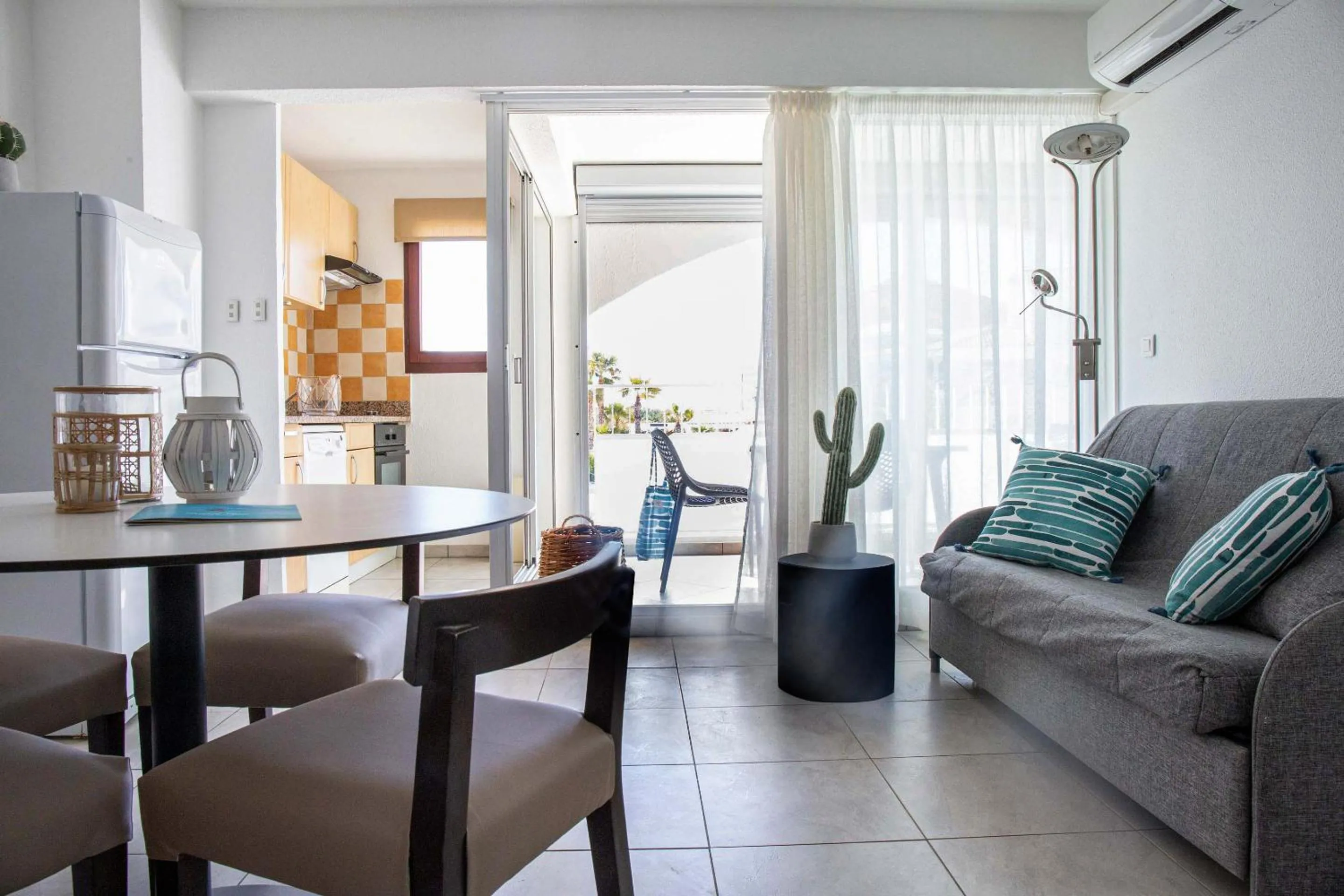 Kitchen or kitchenette in Résidence Pierre & Vacances Les Bulles de Mer