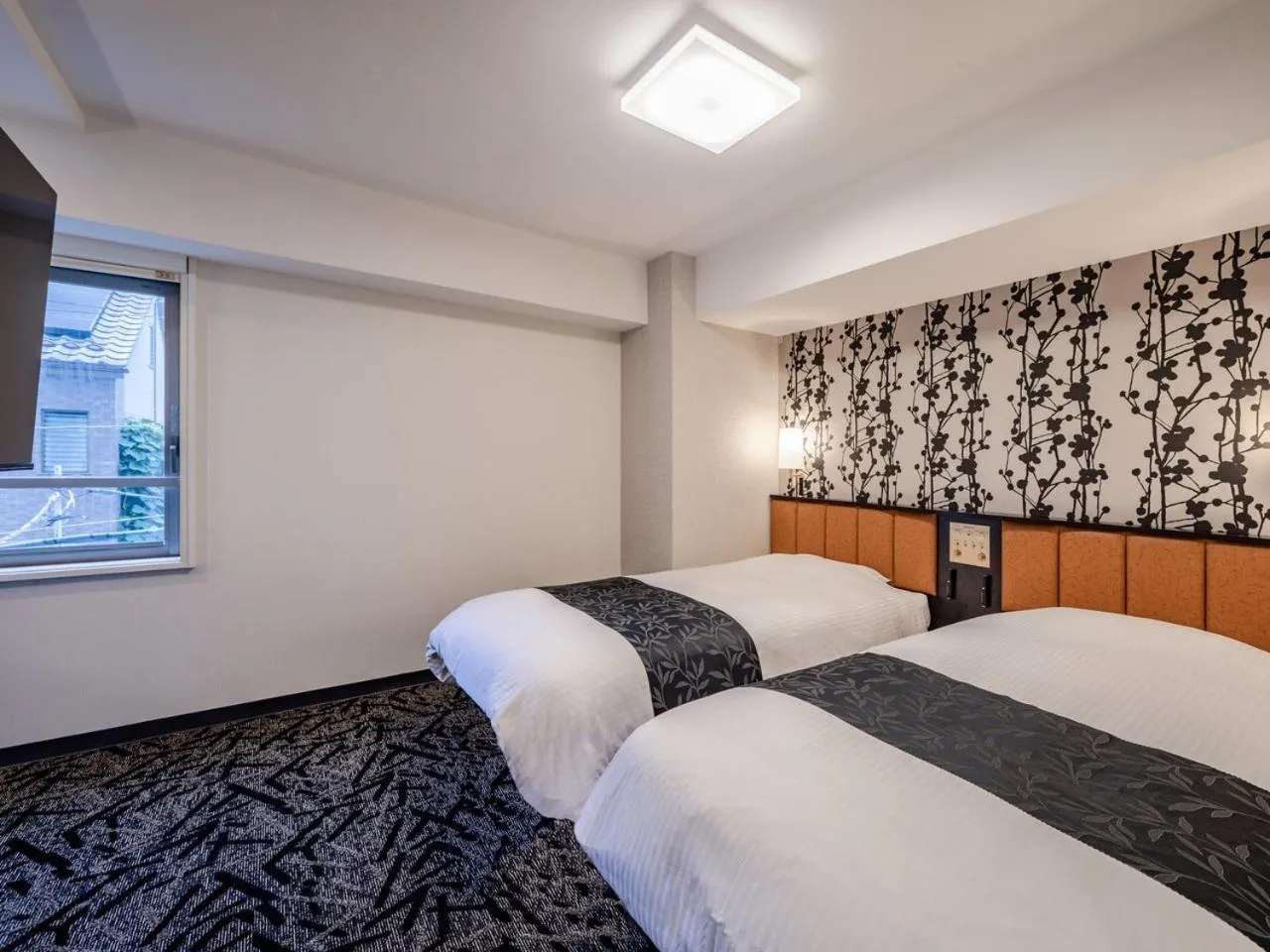 Photo of the whole room, Bed in APA Hotel Asakusabashi Ekimae