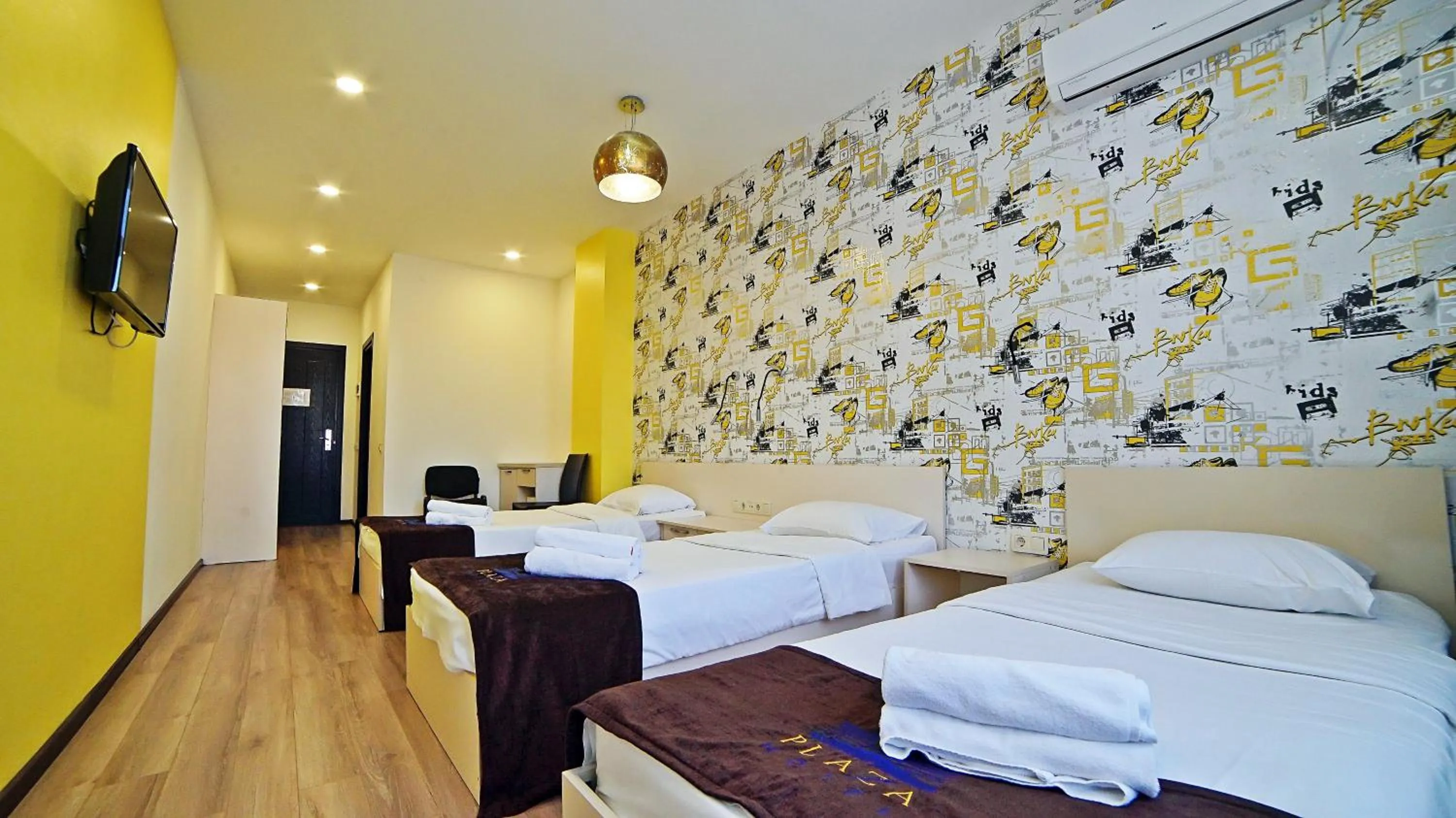 Photo of the whole room in Mardi Plaza Hotel