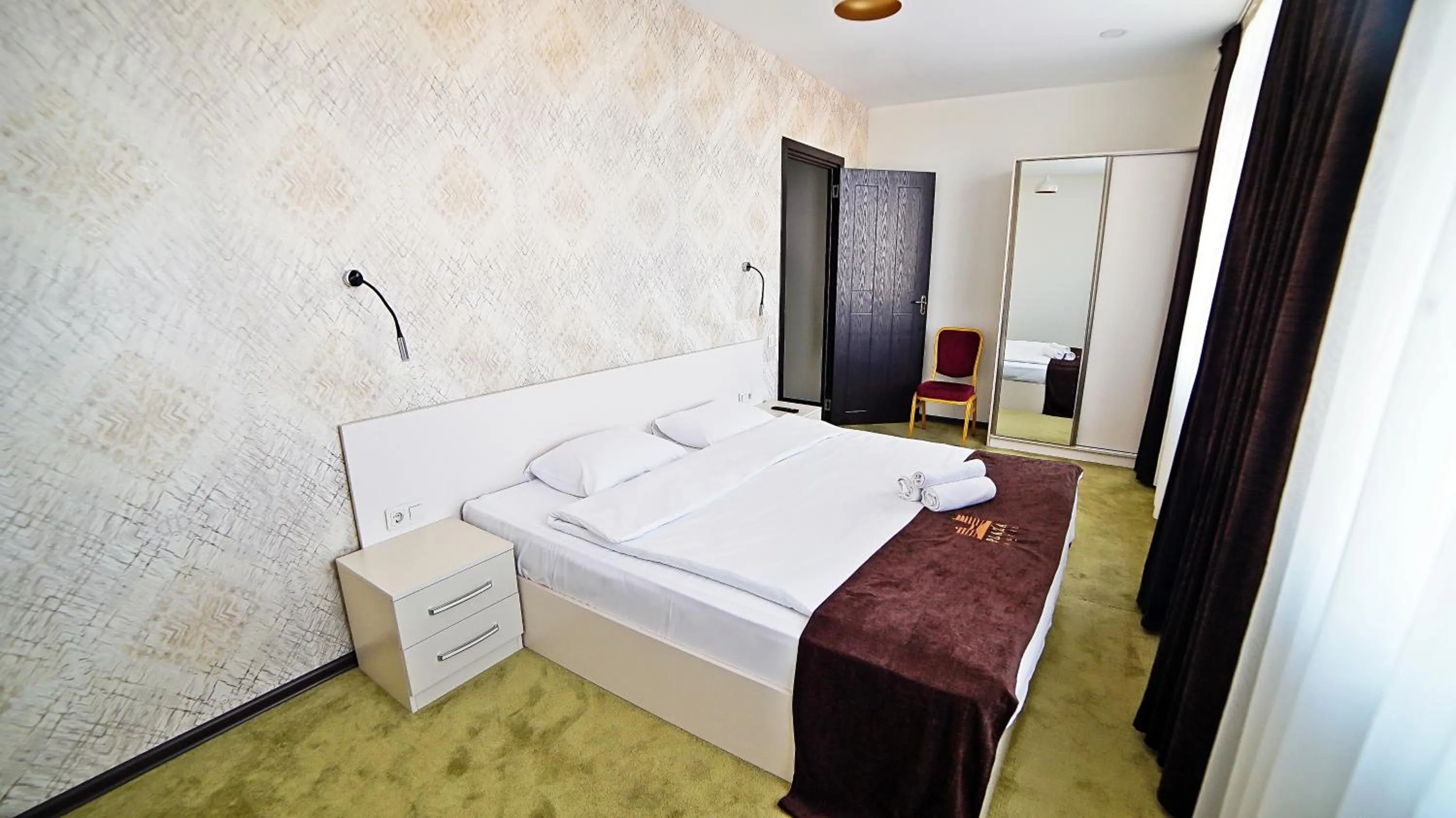 Photo of the whole room in Mardi Plaza Hotel