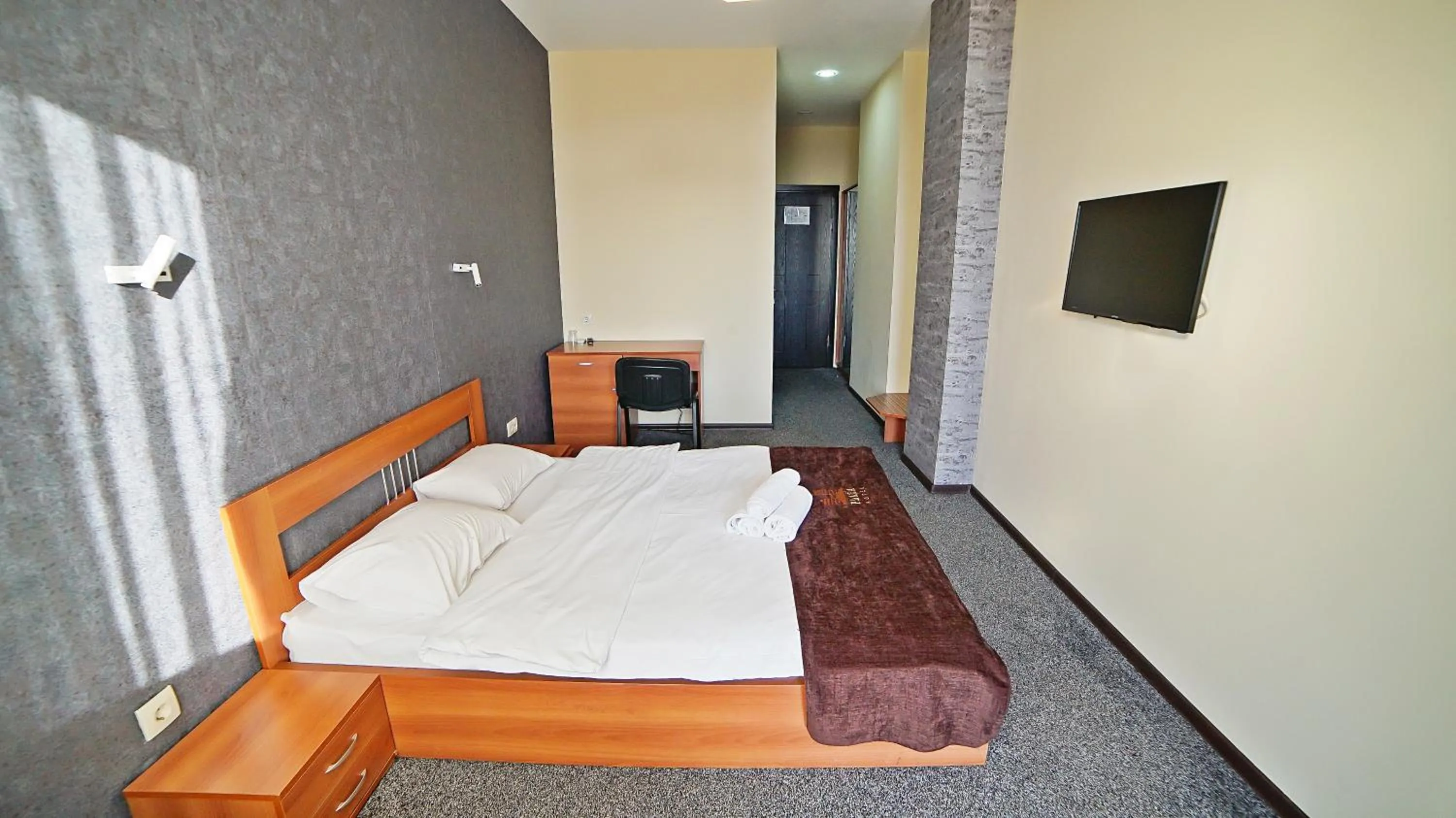 Photo of the whole room in Mardi Plaza Hotel