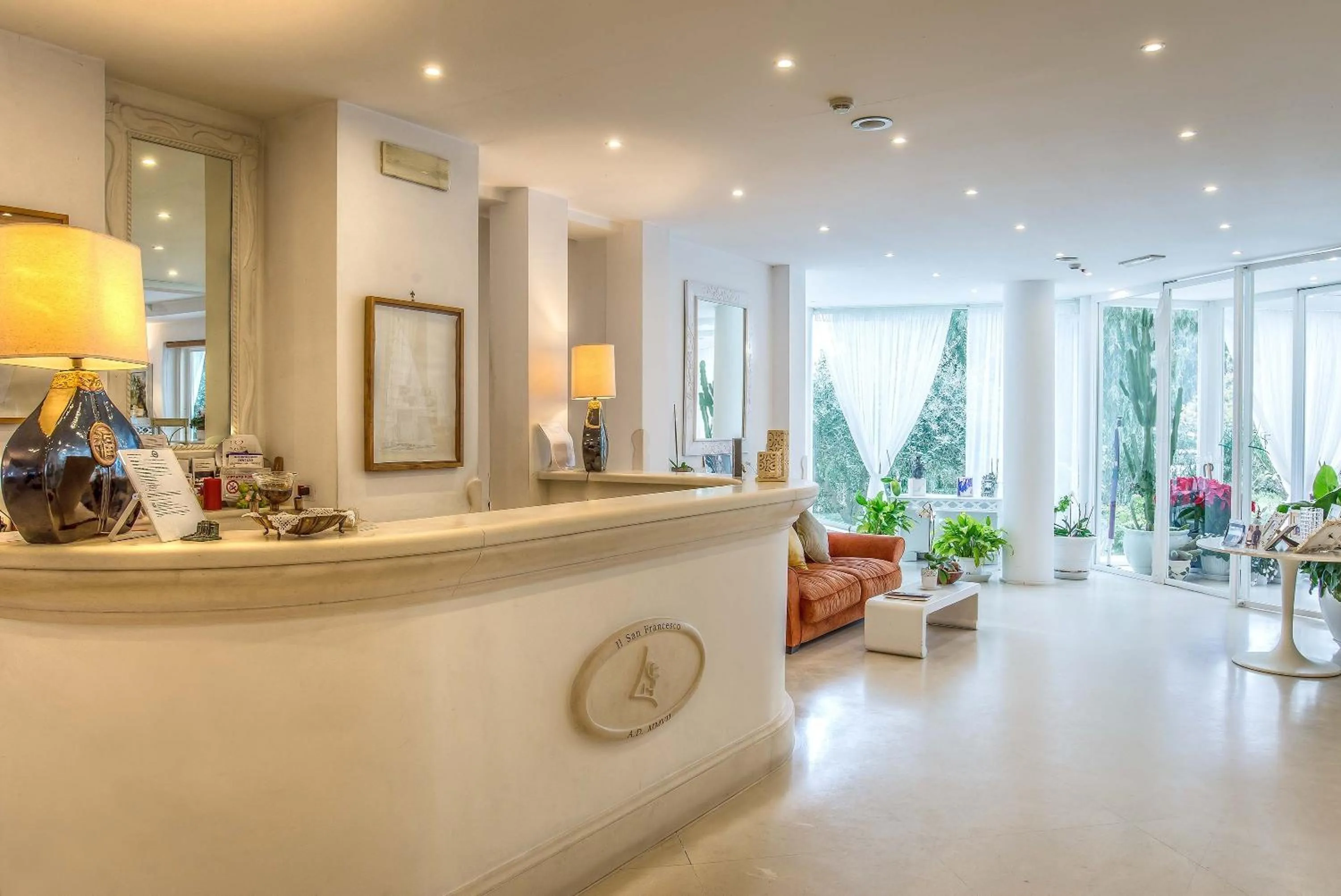 Lobby or reception in Il San Francesco Charming Hotel