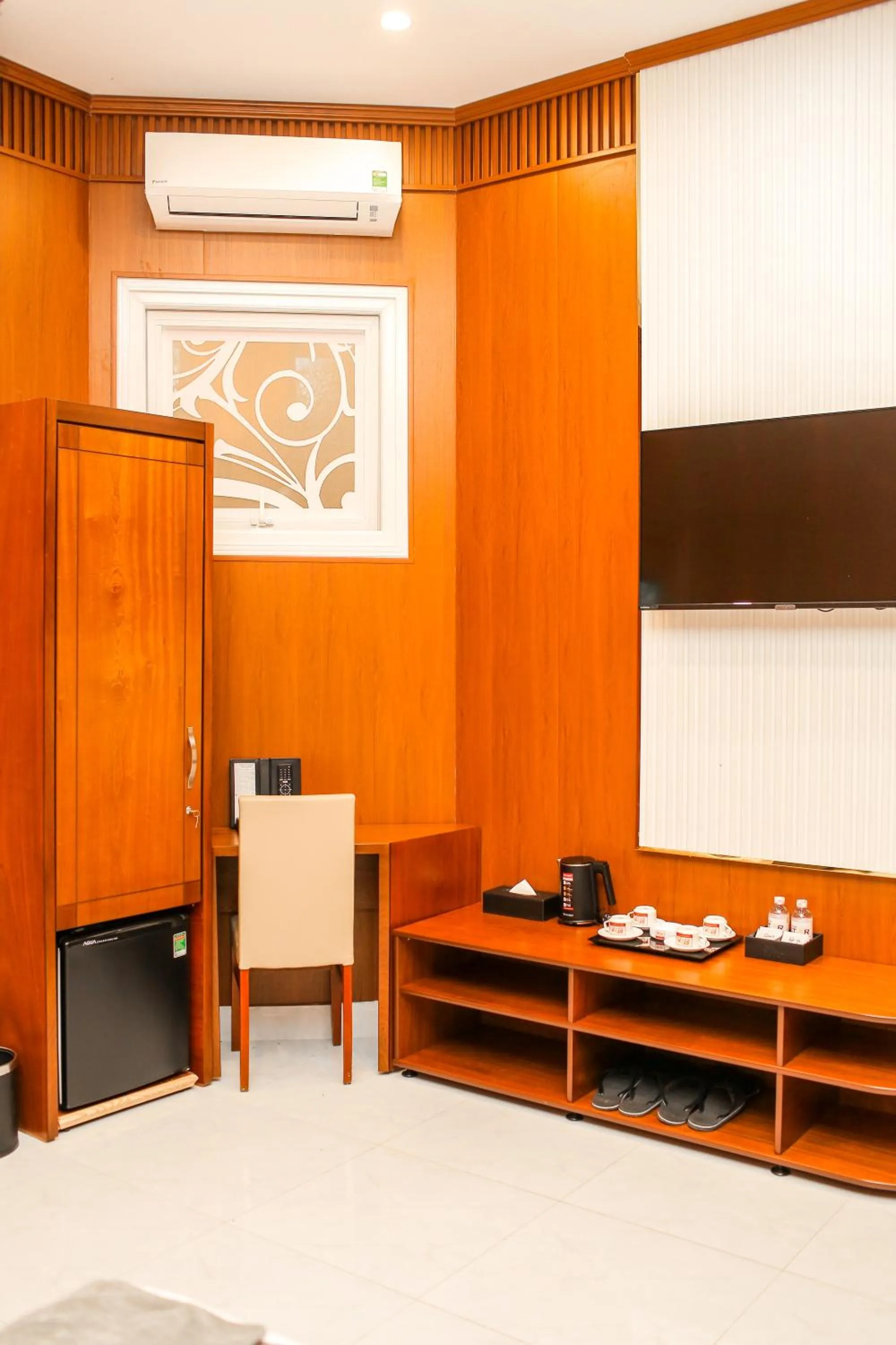 Bedroom in Lien Do Star Hotel