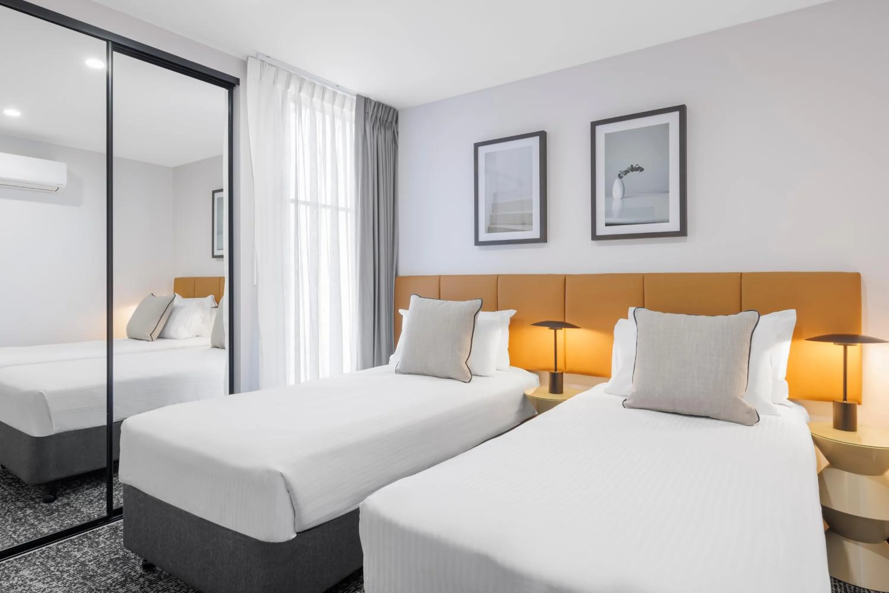 Bed in Punthill Essendon North