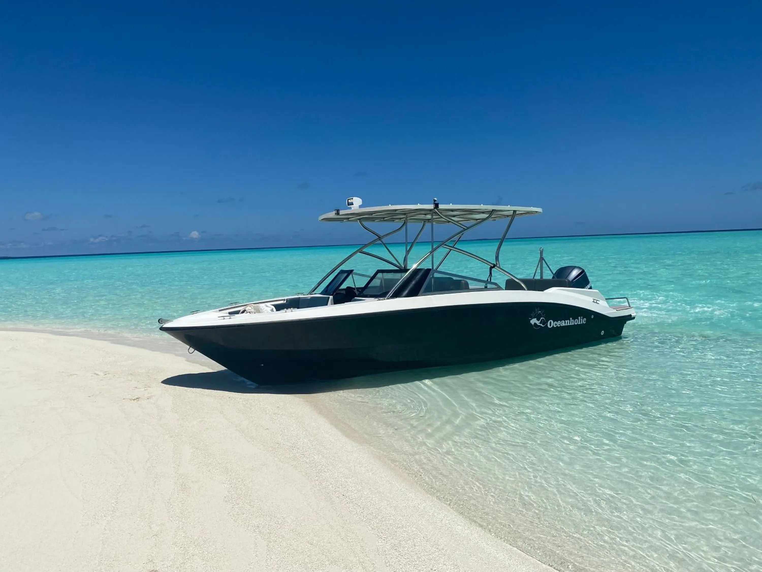 Sunrise by white sand dhigurah