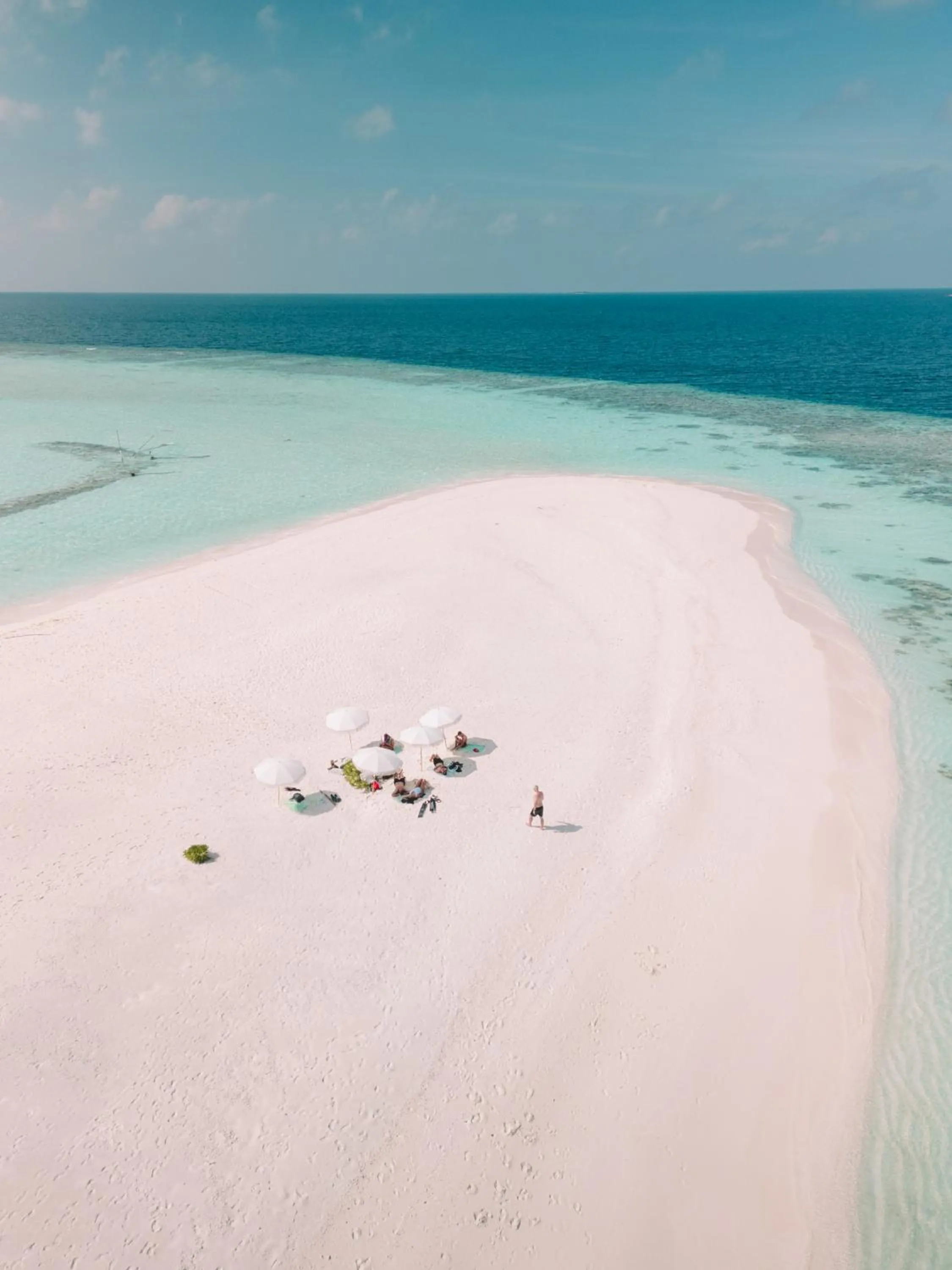 Sunrise by white sand dhigurah