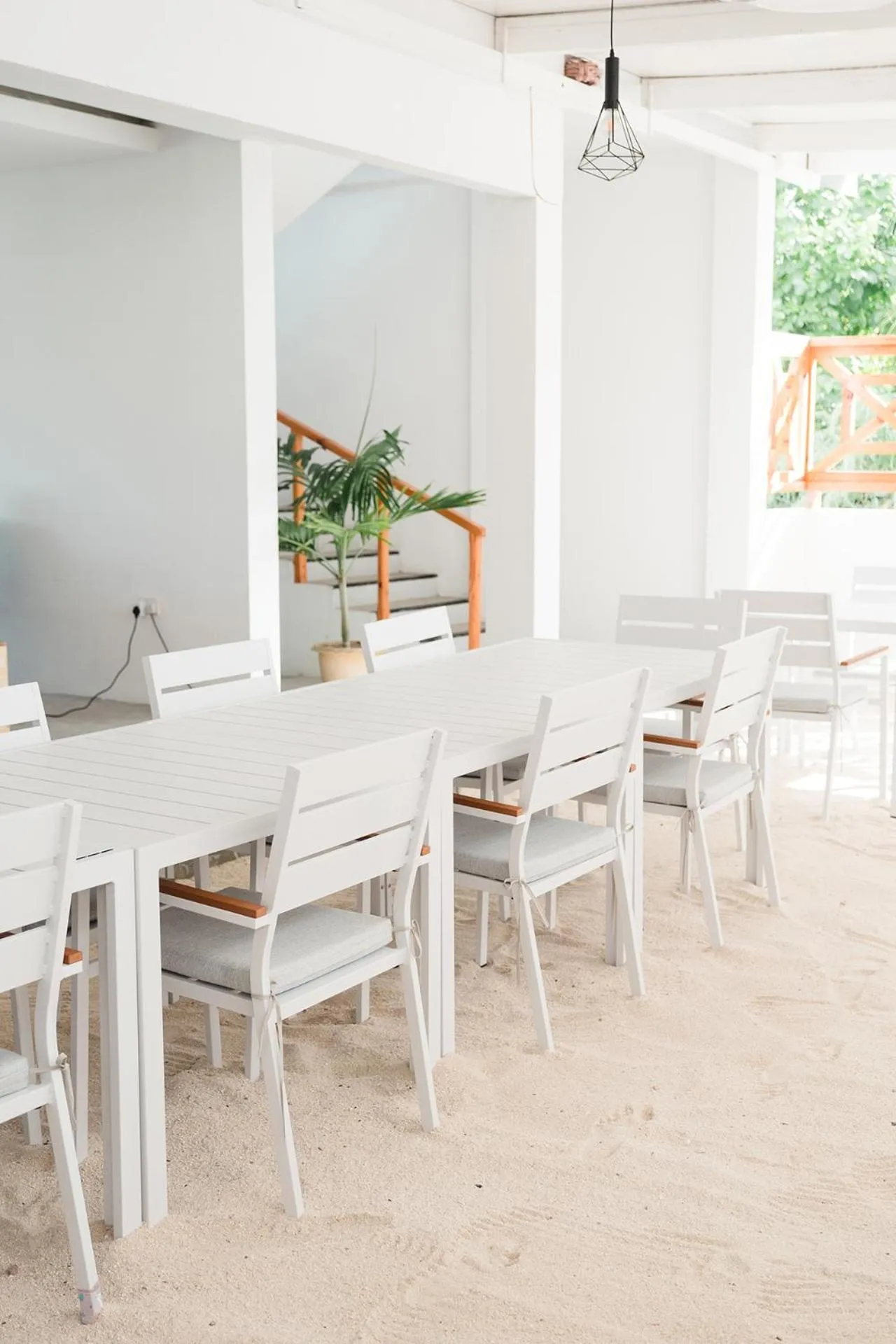 Sunrise by white sand dhigurah