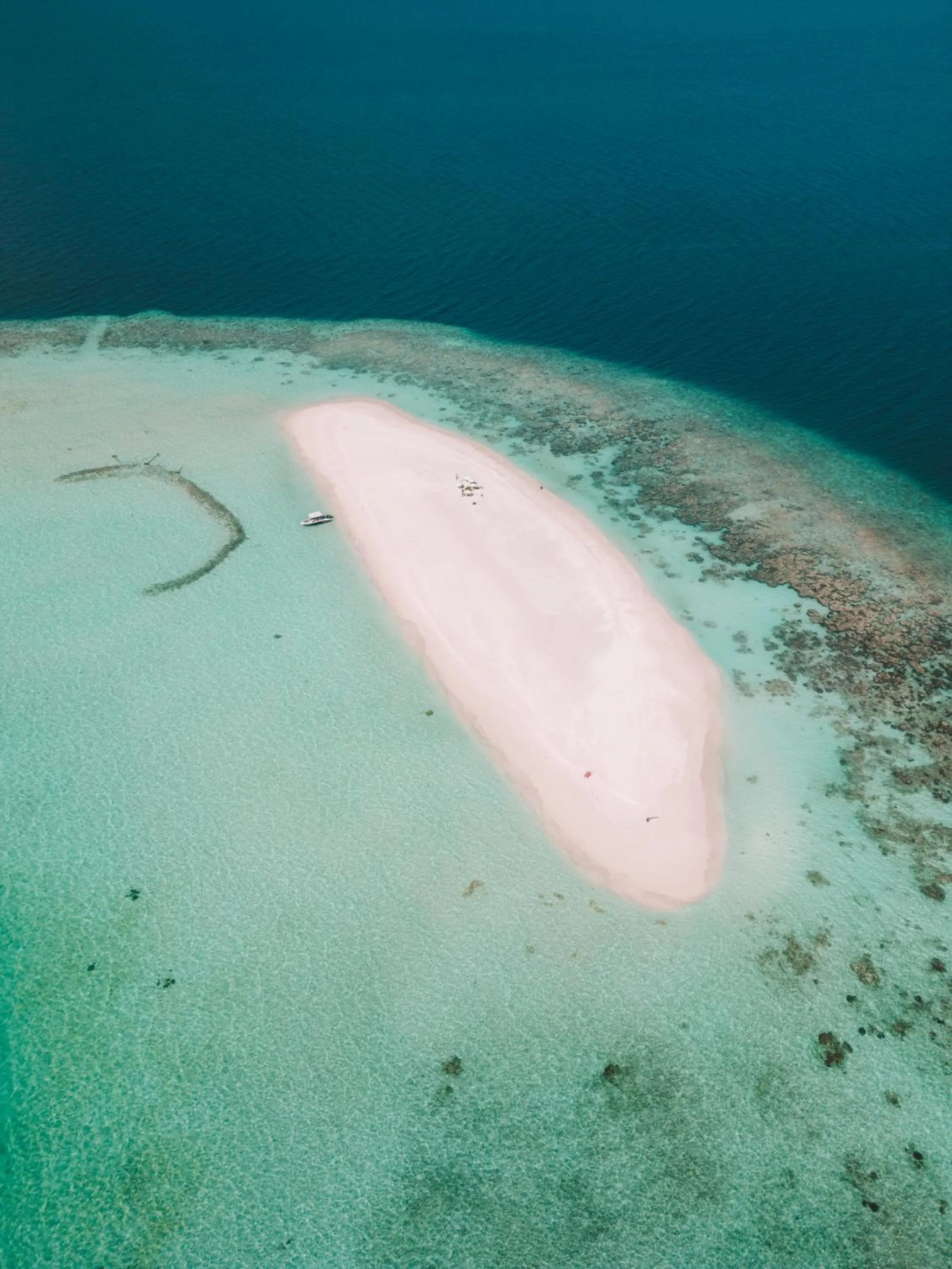 Sunrise by white sand dhigurah