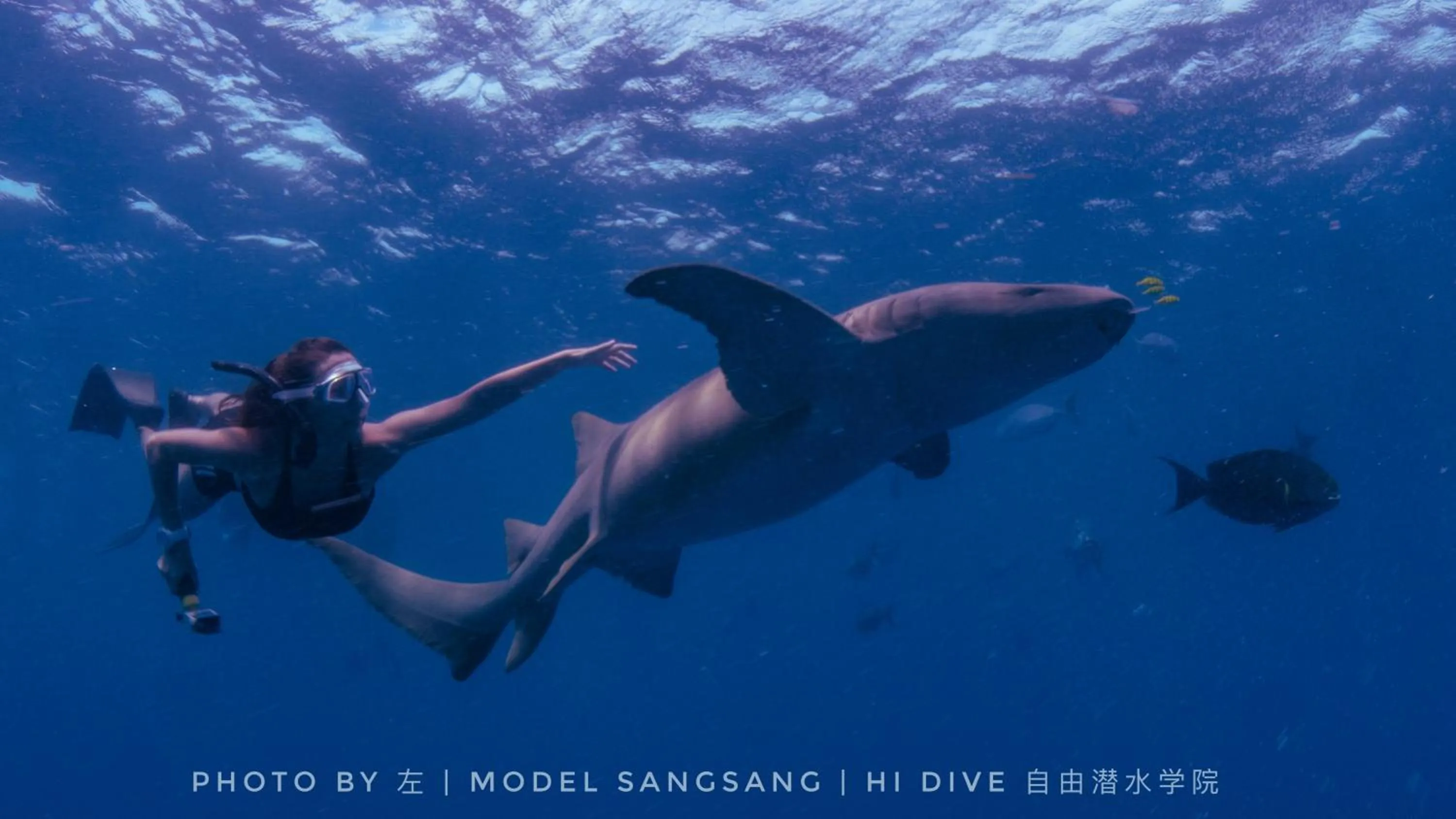 Sunrise by white sand dhigurah