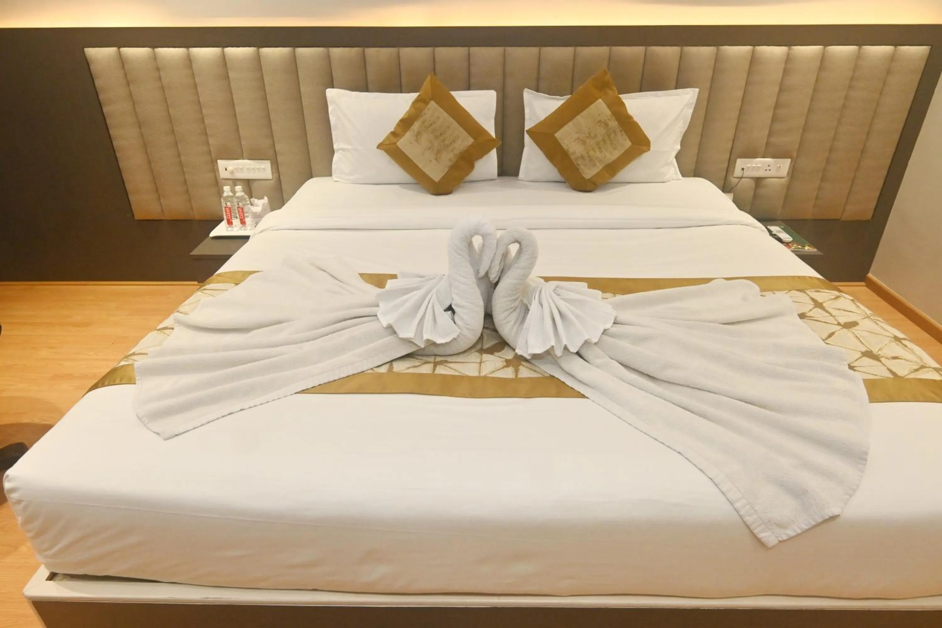 Bed in Simran Heritage(Business Hotel