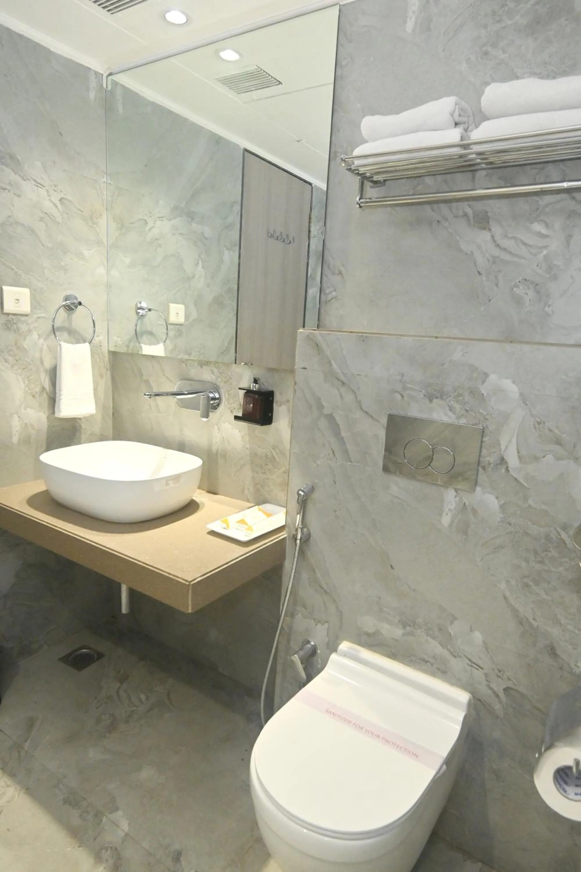 Simran Heritage(Business Hotel