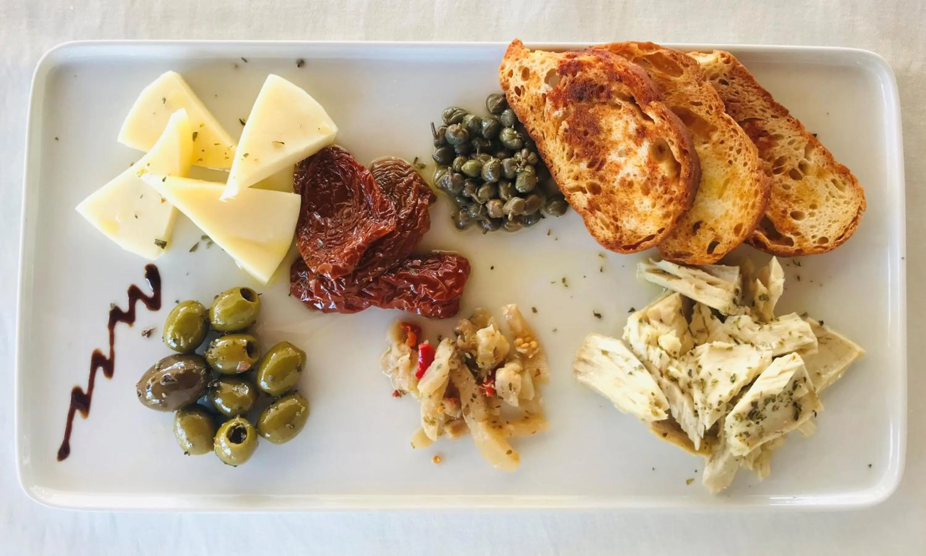 Food and drinks in Hotel Aktea