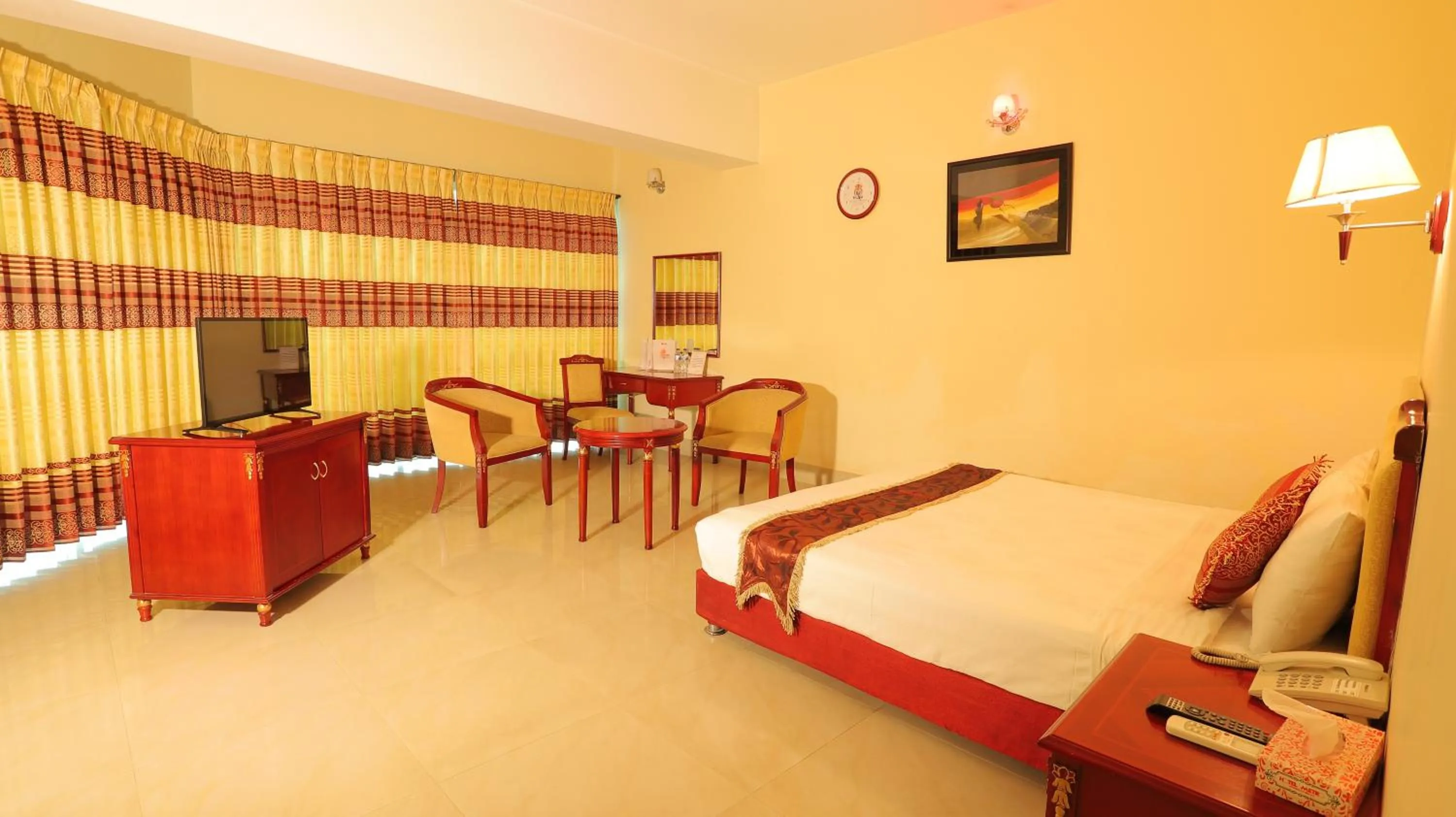 Photo of the whole room, Bed in Hotel Metro International