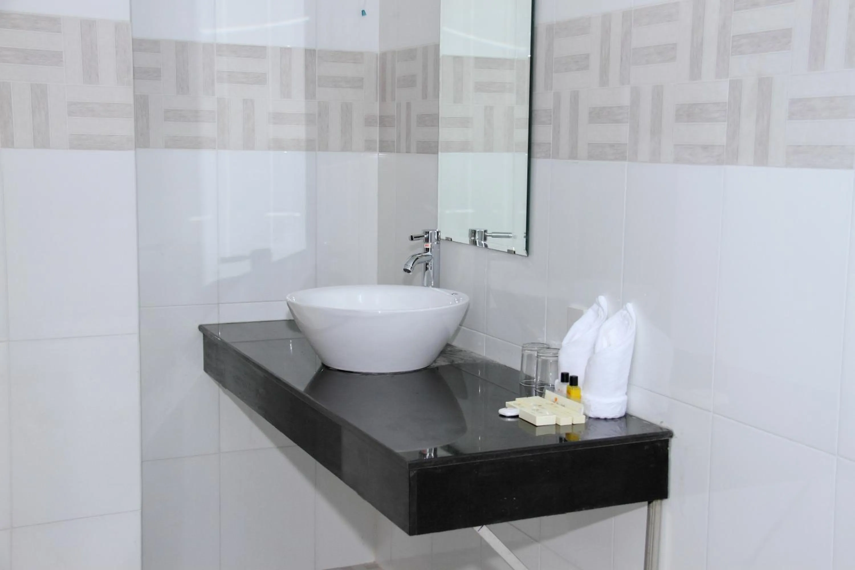 Bathroom in Sun & Sands Beach Hotel