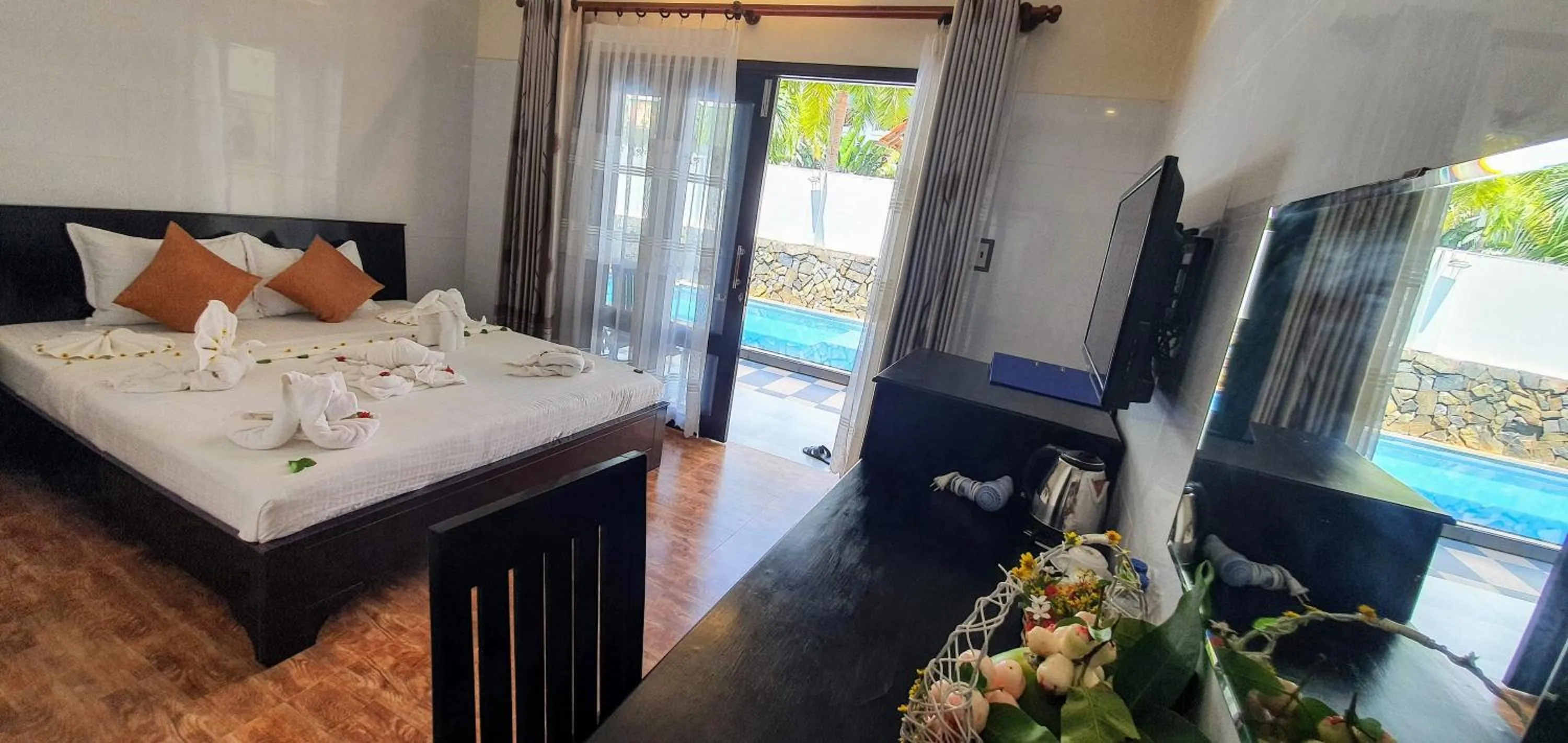 Photo of the whole room in Sun & Sands Beach Hotel