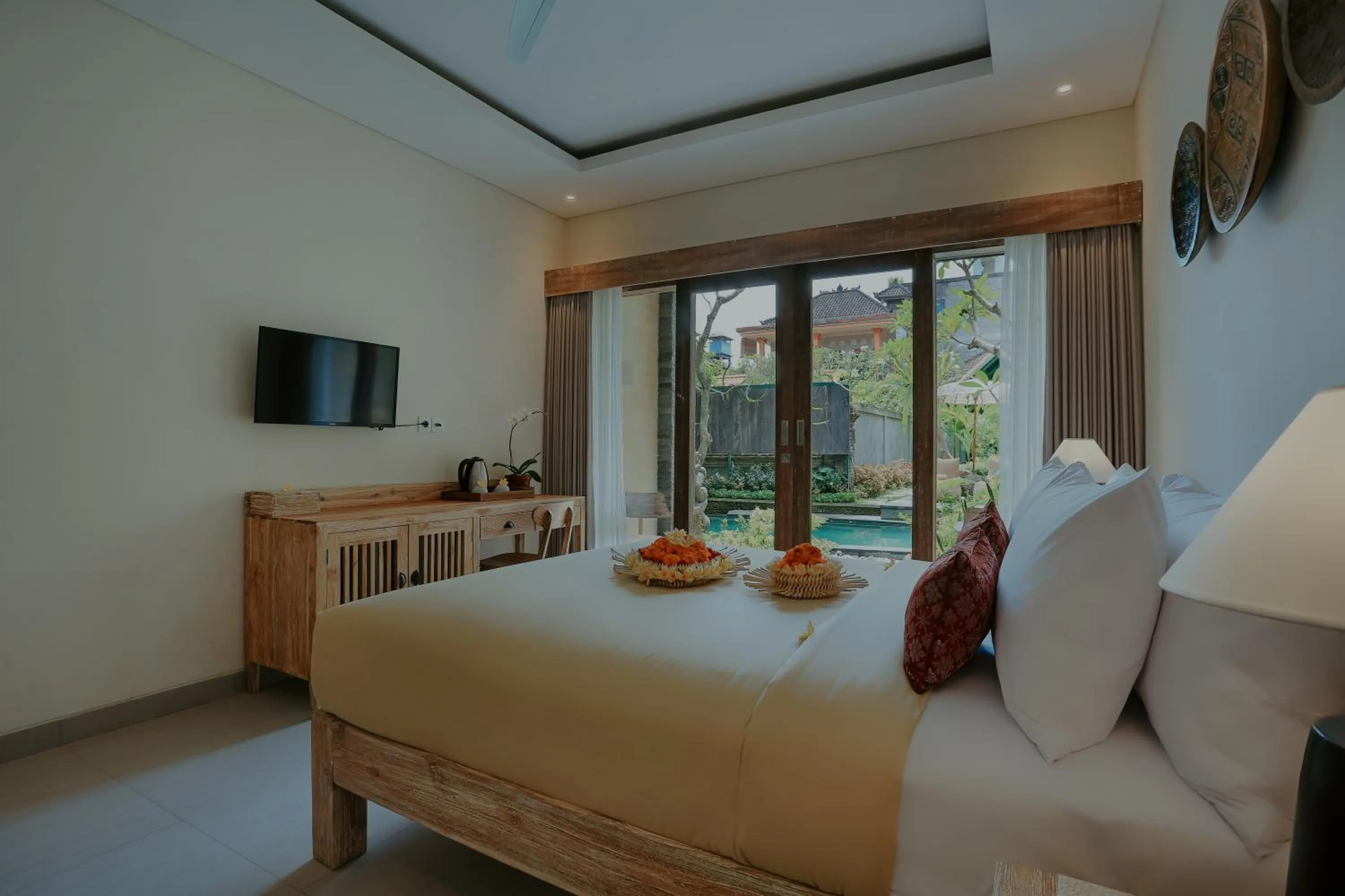 Bed in LASTANA SUITE UBUD