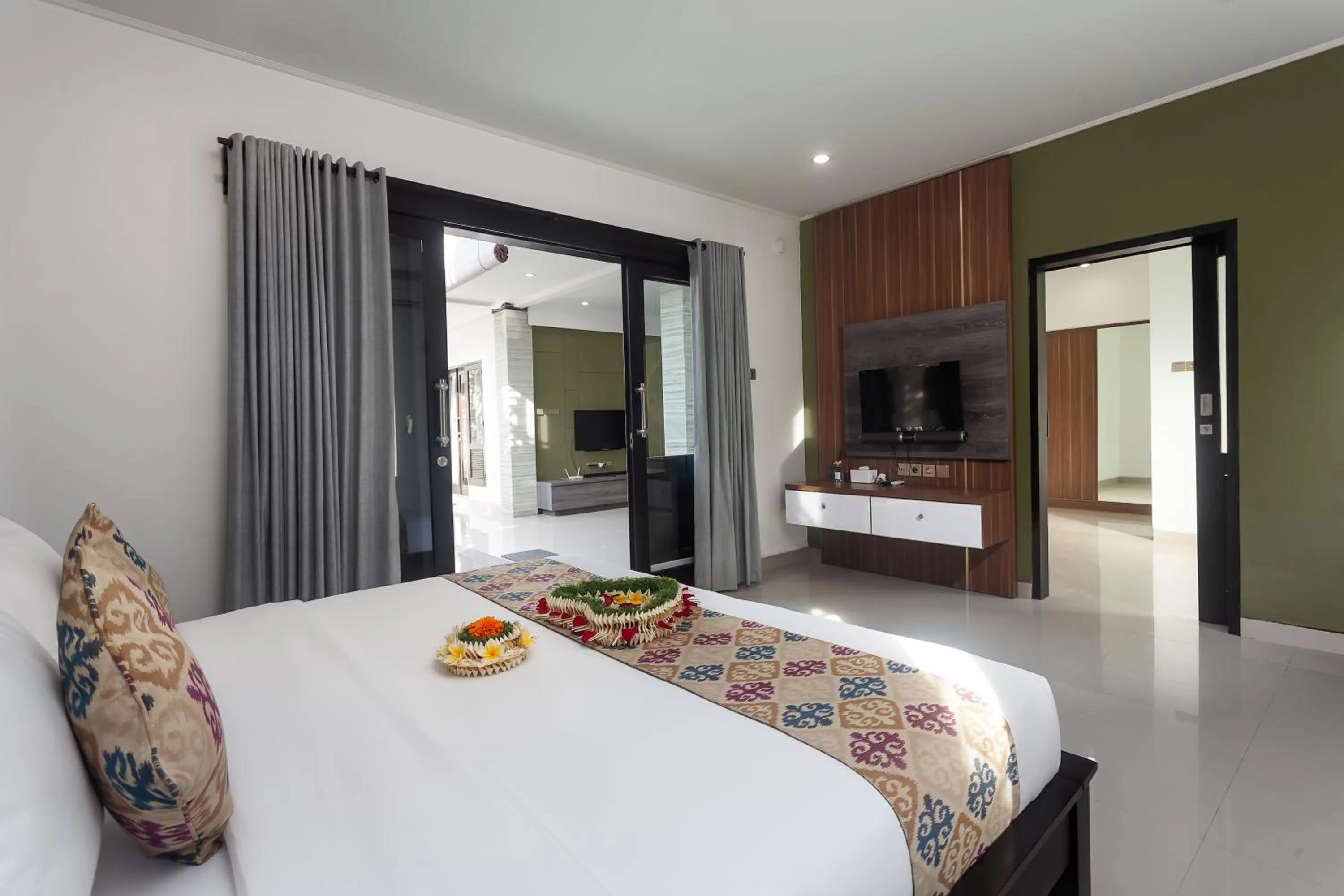 Bedroom, Bed in Maja Villa Batubelig by GenuineHost