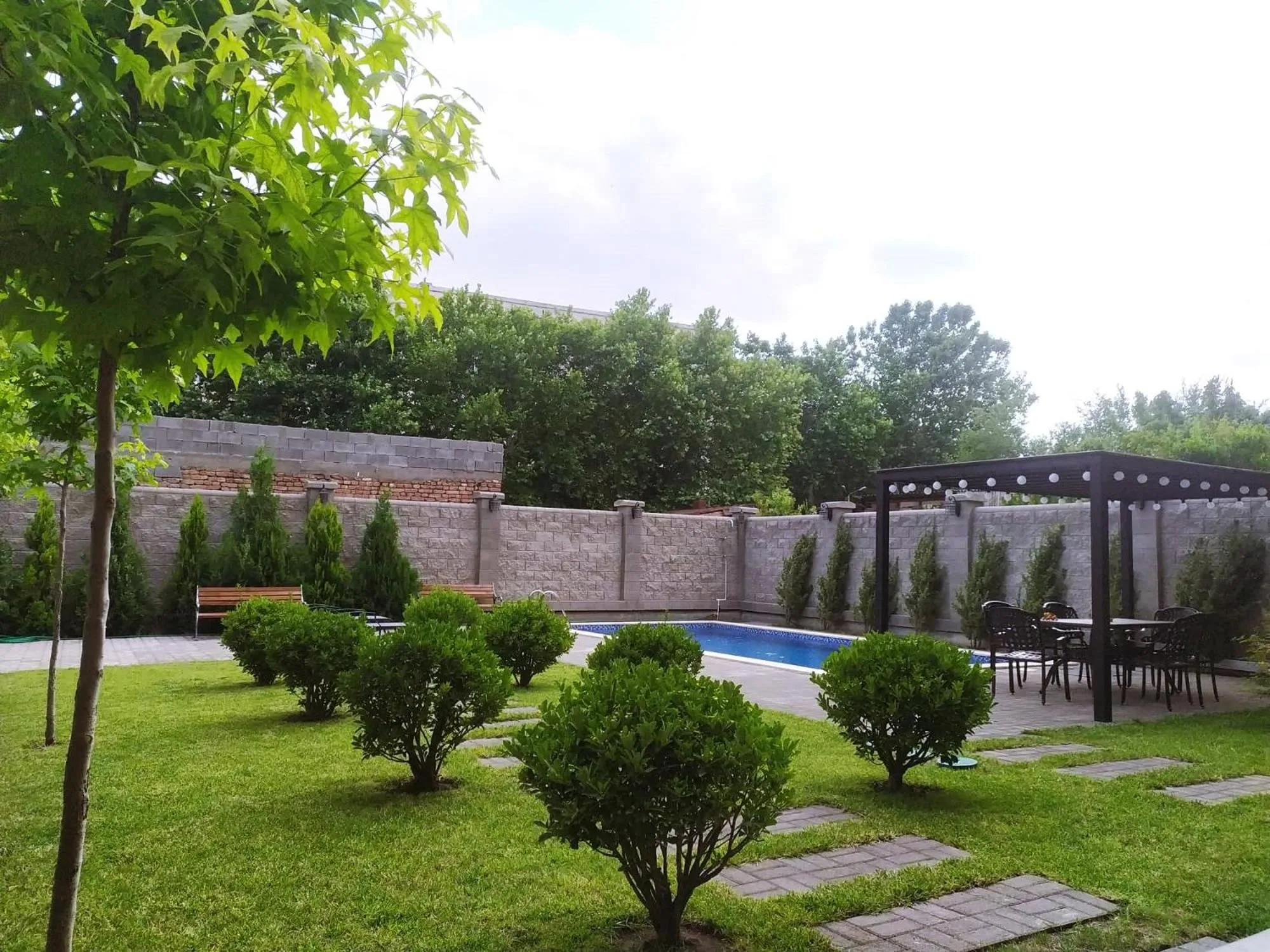 Patio in Vinum Hotel