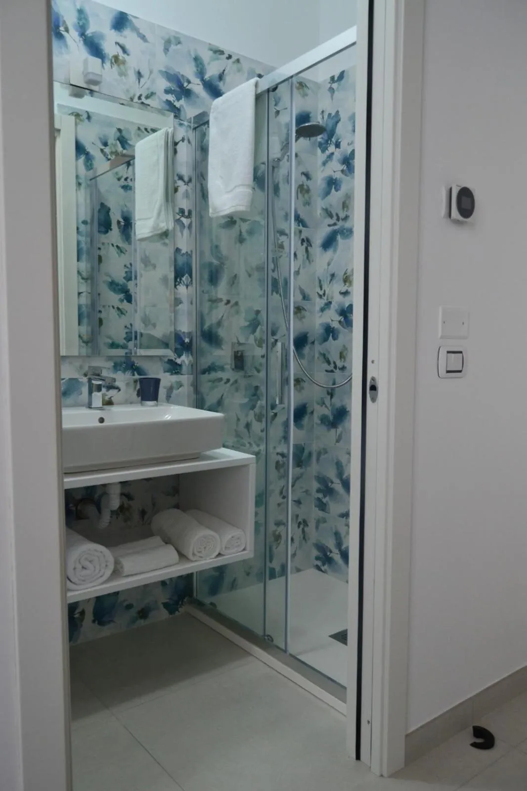 Bathroom in Stellaris