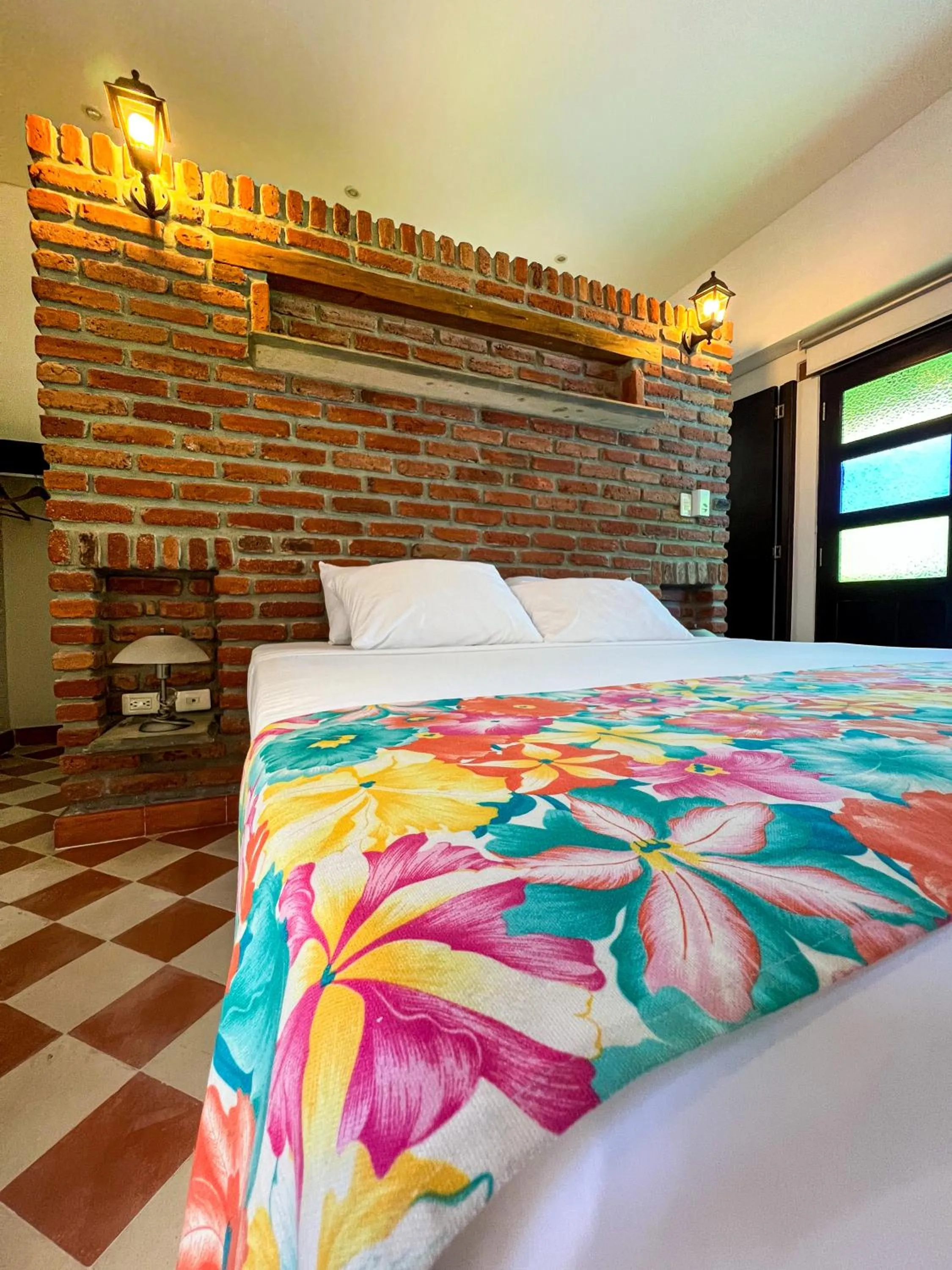 Bed in Hotel Santa Marta by MIJ