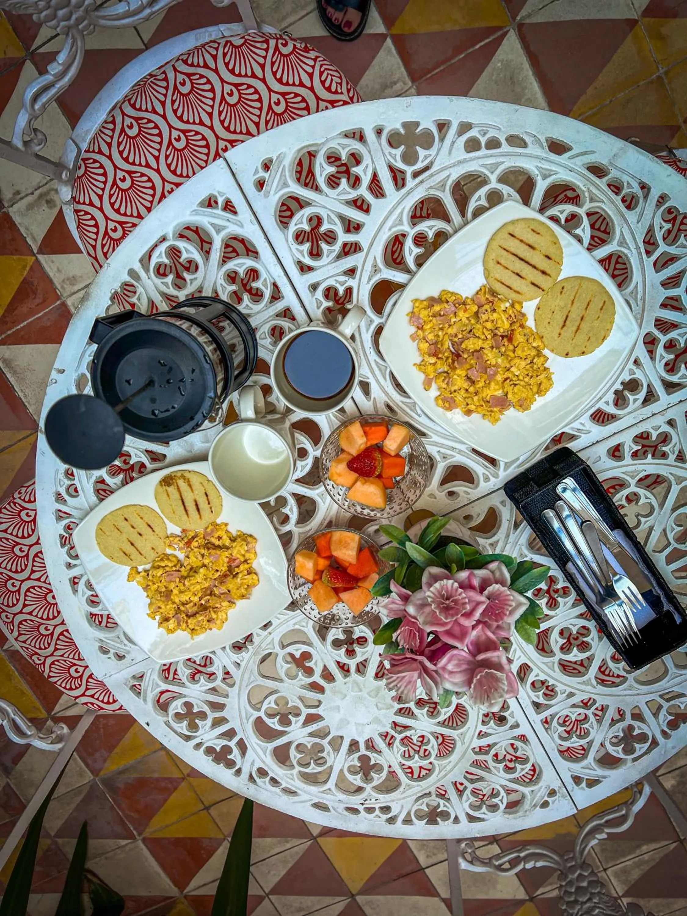 Food and drinks in Hotel Santa Marta by MIJ