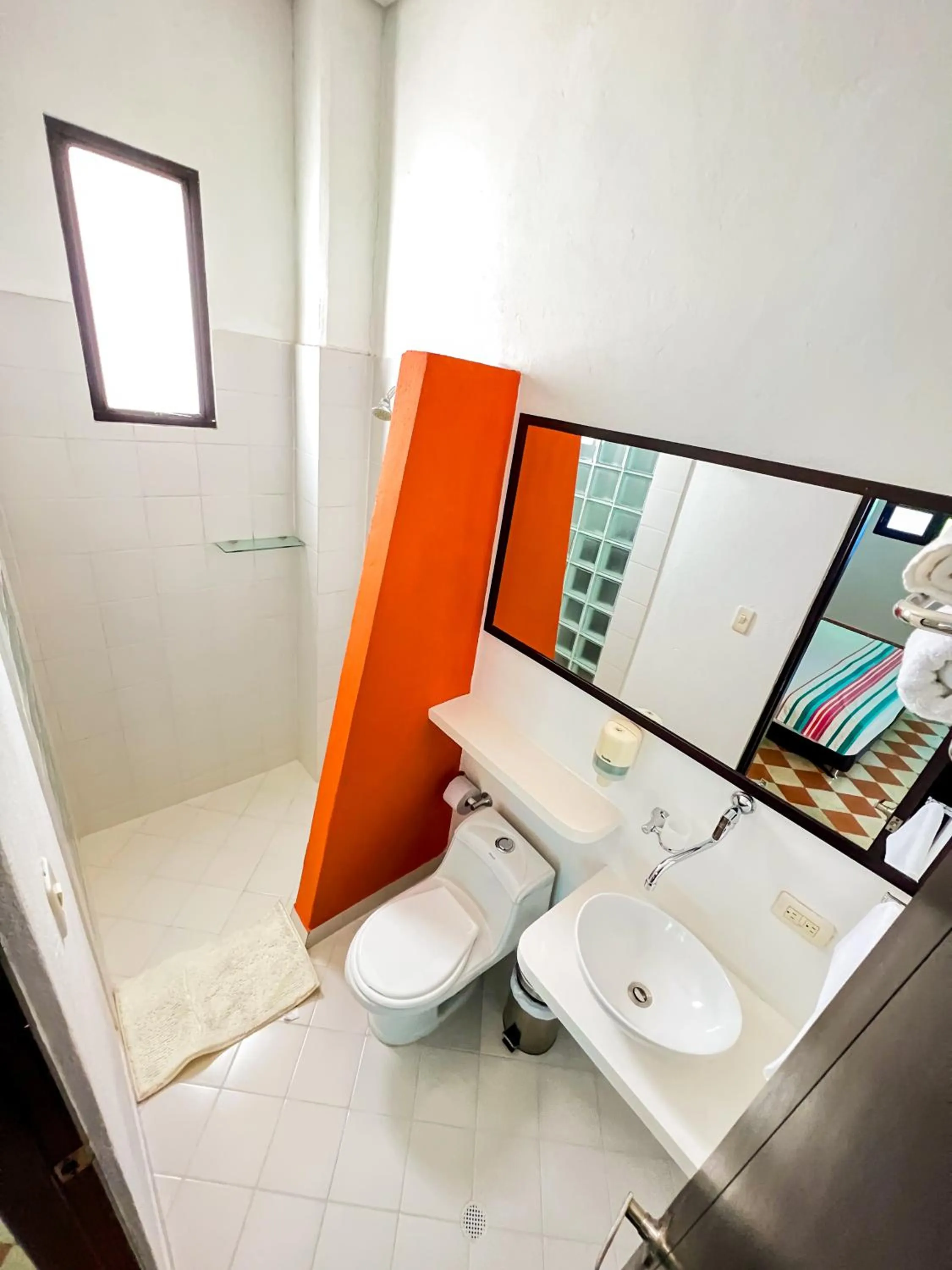 Shower in Hotel Santa Marta by MIJ